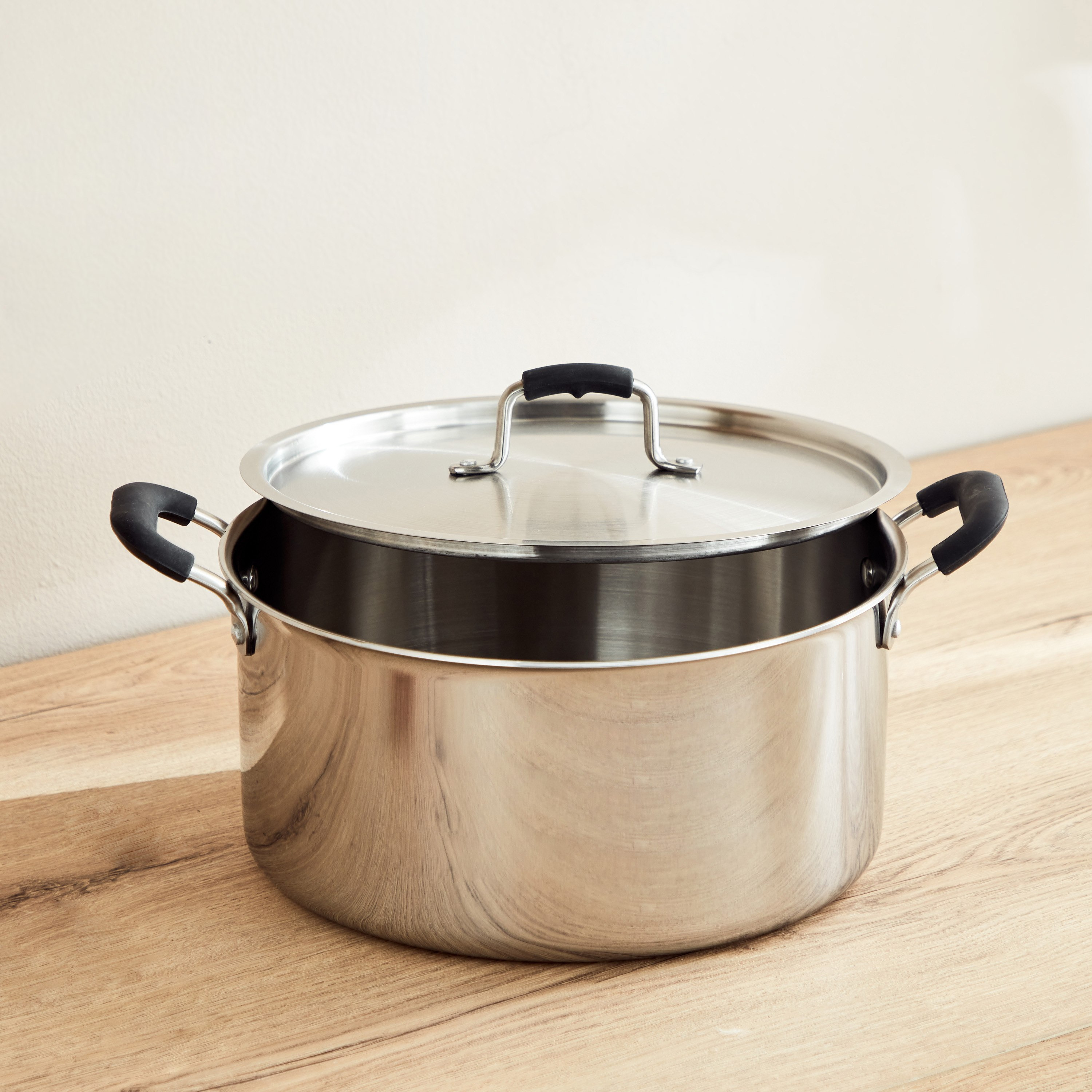 كسرولة بغطاء صُلب من جليستن ستيل تريبلي - 28 سم-hbxhomeware-hbxkitchen-image-2