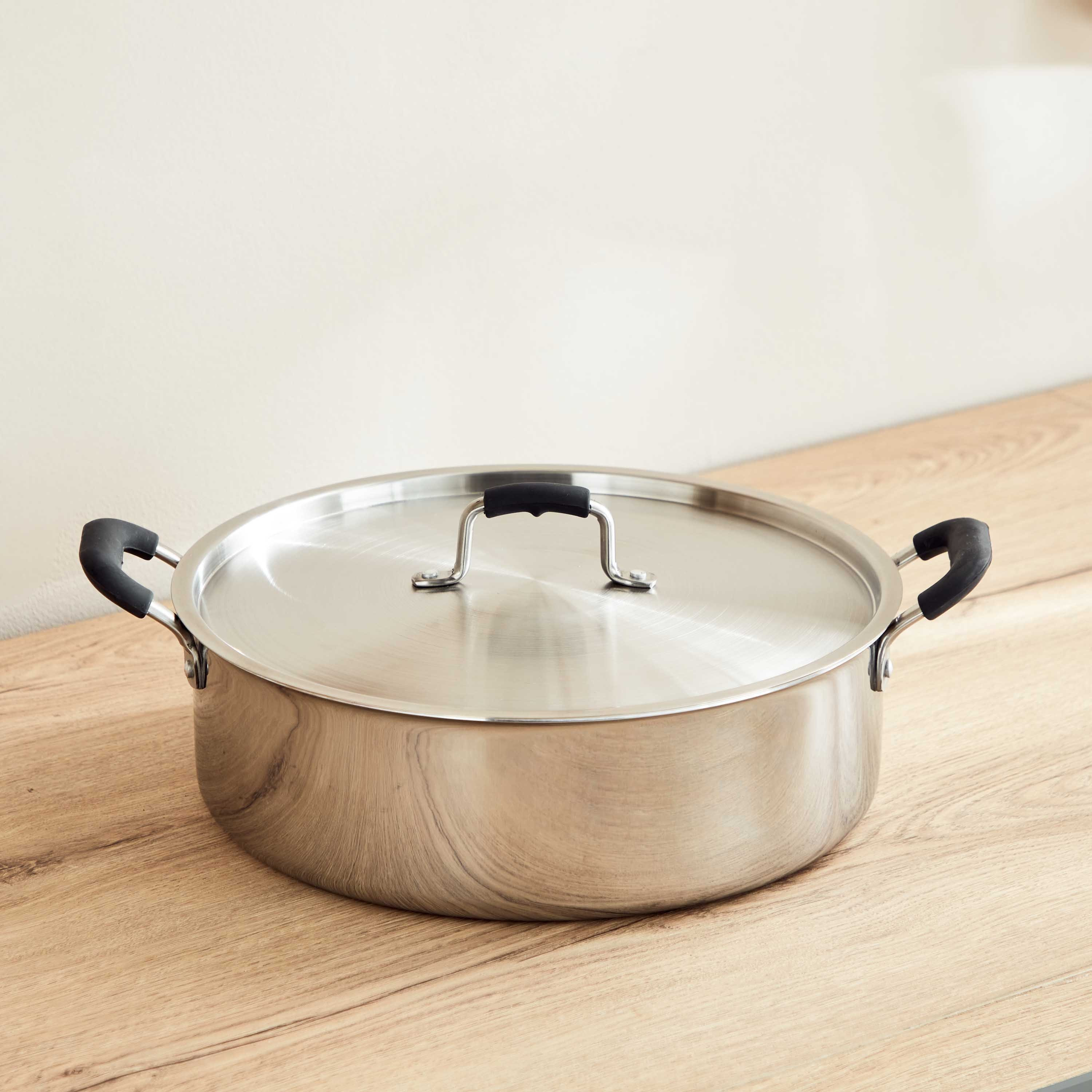 كسرولة ثلاثية الطبقات بغطاء ستيل من جليستن - 32 سم-hbxhomeware-hbxkitchen-image-1