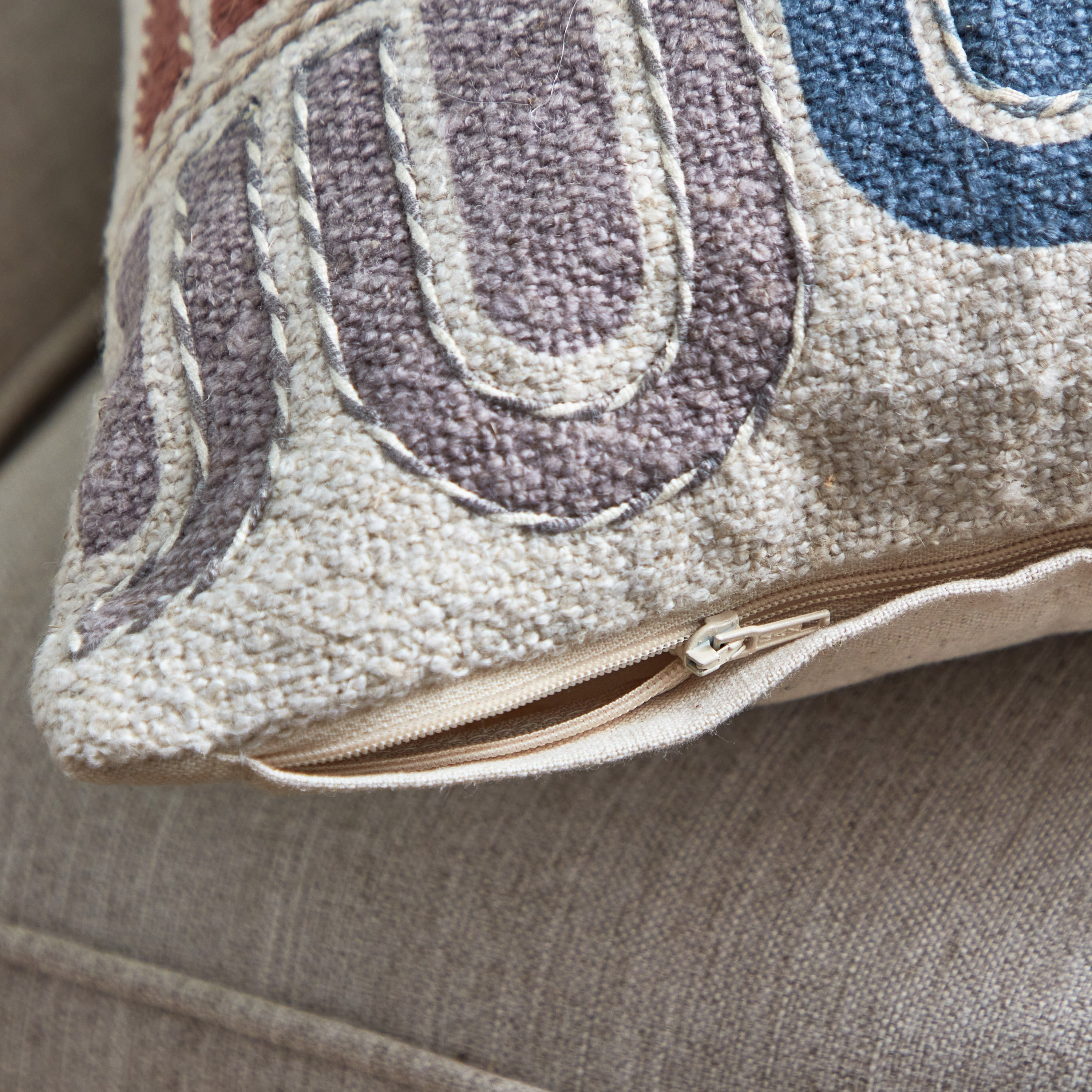 Art Accent Ofra Cushion Cover - 45x45 cm-hbxhomeware-cushionsandcovers-cushioncovers-image-4