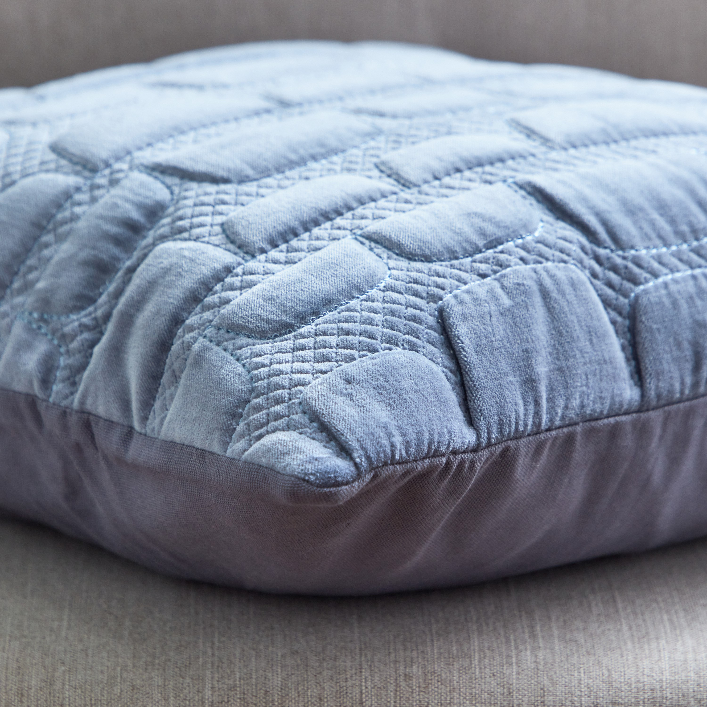 غطاء وسادة مبطن سابا من آرت أكسنت - 45x45 سم-hbxhomeware-cushionsandcovers-cushioncovers-image-3
