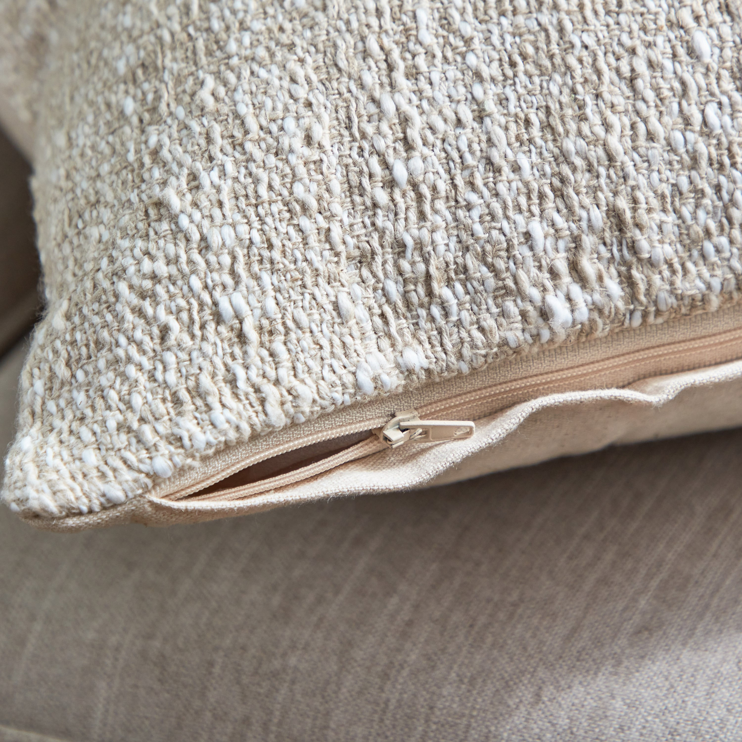 غطاء وسادة منسوج سوهال من آرت أكسنت - 45x45 سم-hbxhomeware-cushionsandcovers-cushioncovers-image-4