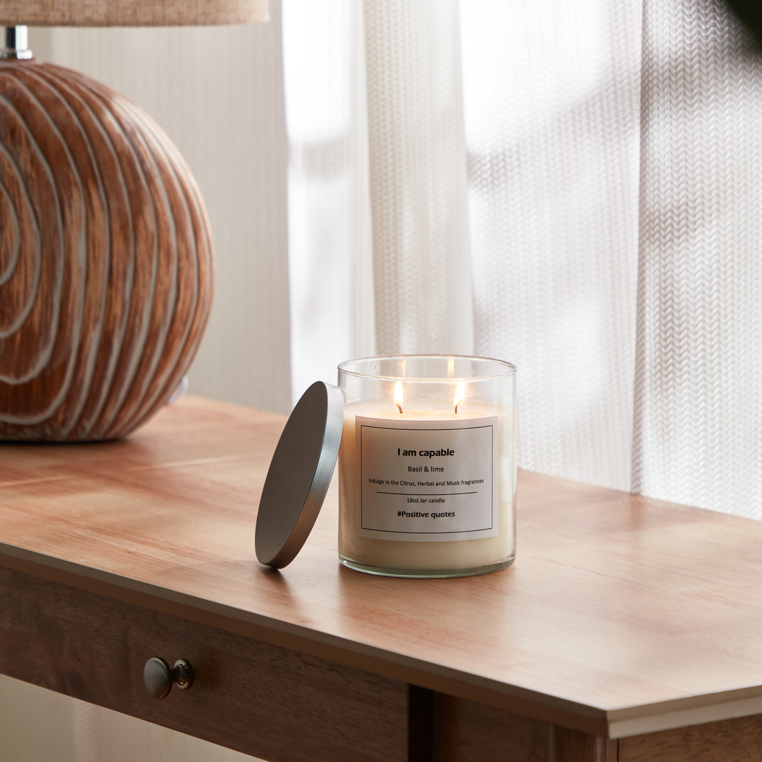 جرة شمع بغطاء معدني برائحة الليمون الحامض والريحان آي آم كاببل من أوري- 510 جم-hbxhomeware-homefragrance-fragrantcandles-image-1