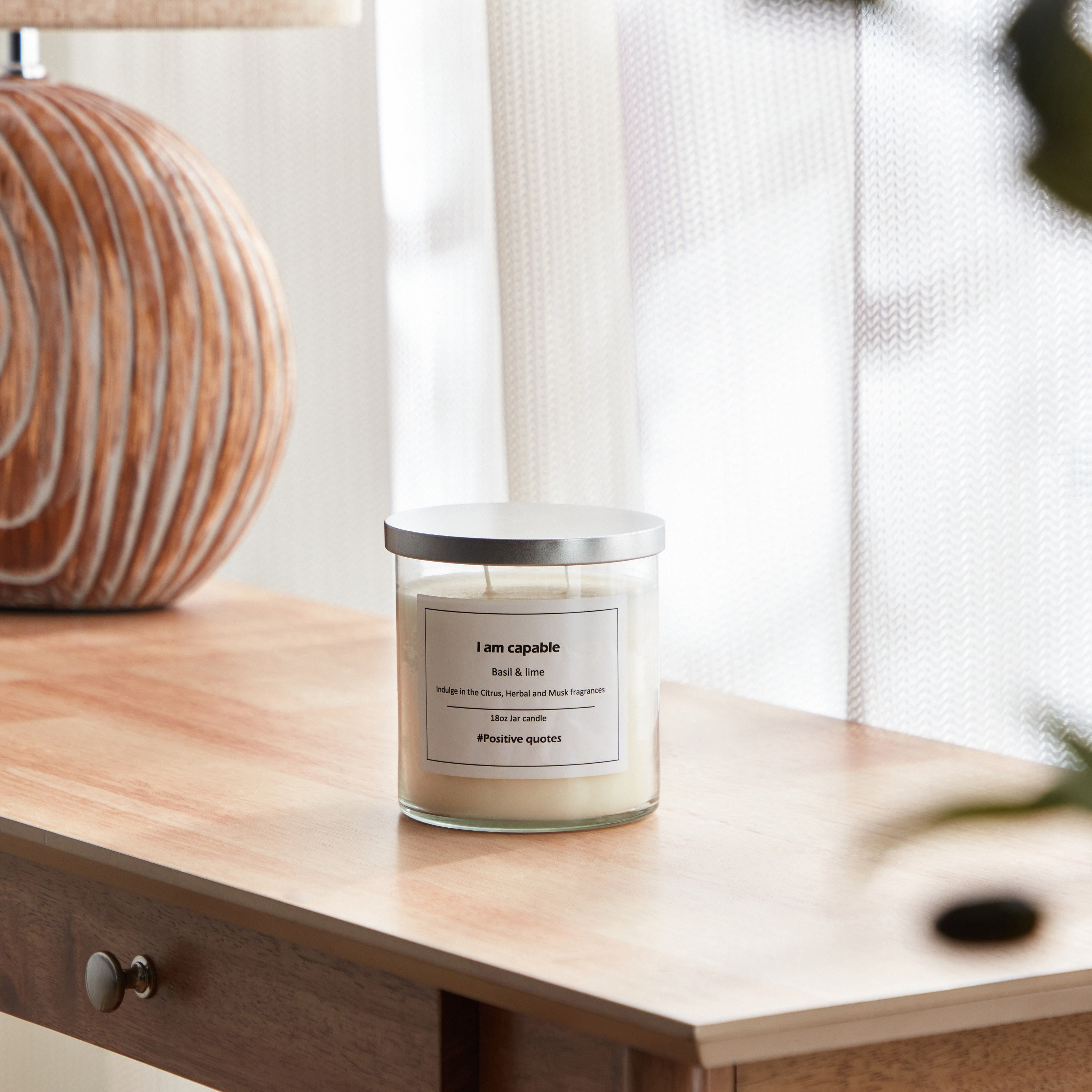 جرة شمع بغطاء معدني برائحة الليمون الحامض والريحان آي آم كاببل من أوري- 510 جم-hbxhomeware-homefragrance-fragrantcandles-image-3