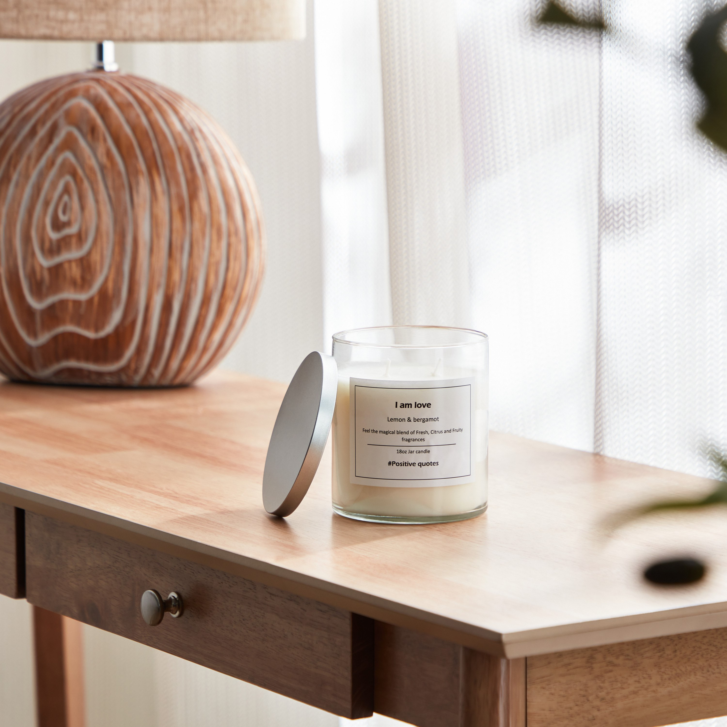 جرة شمع بغطاء معدني برائحة الليمون والبرغموت آي آم إن لاف من أوري- 510 جم-hbxlivingroom-decorandaccessories-candles-image-2