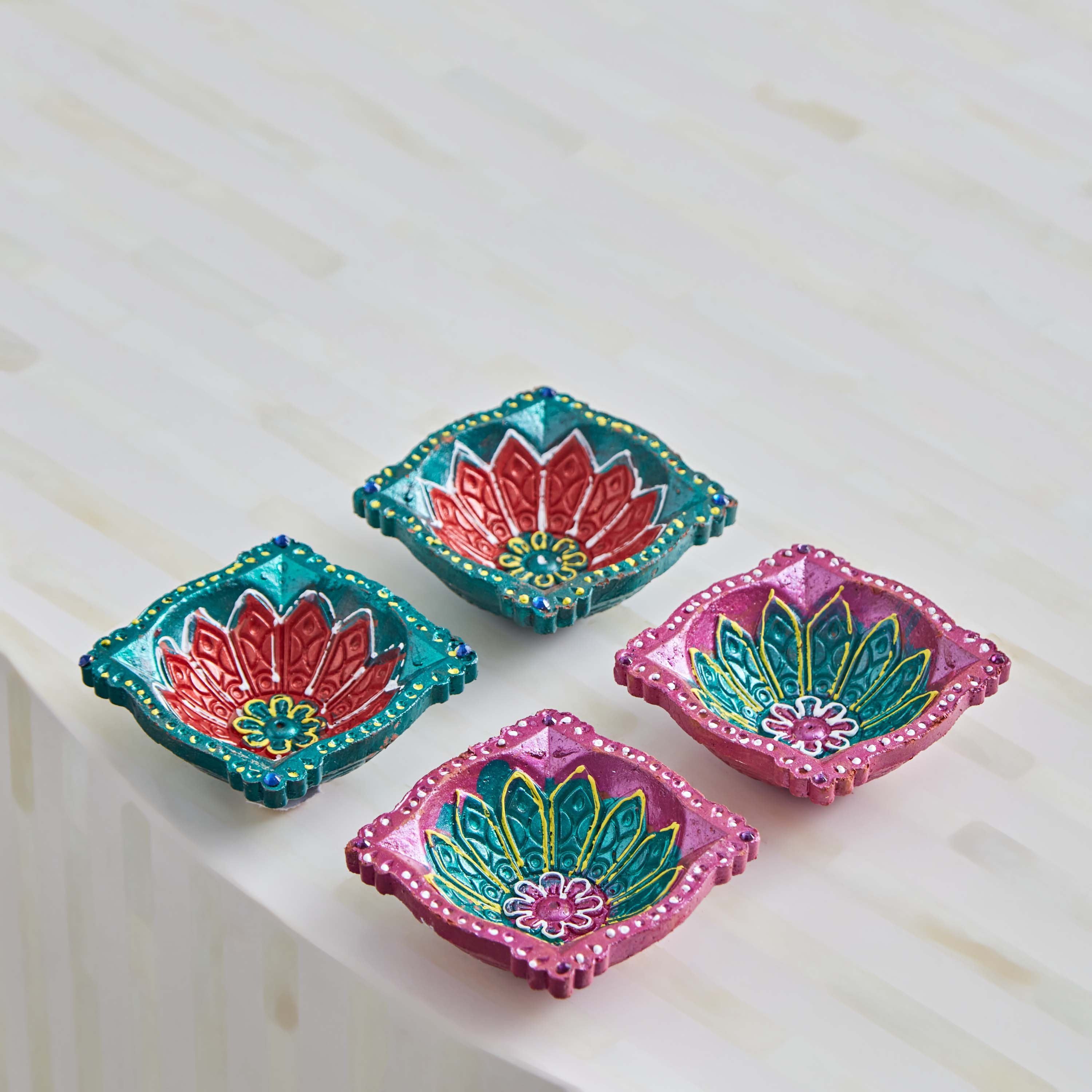 Lumen 4-Piece Square Colourful Diya Set - 19x19x4 cm-hbxlivingroom-decorandaccessories-candleholders-image-2