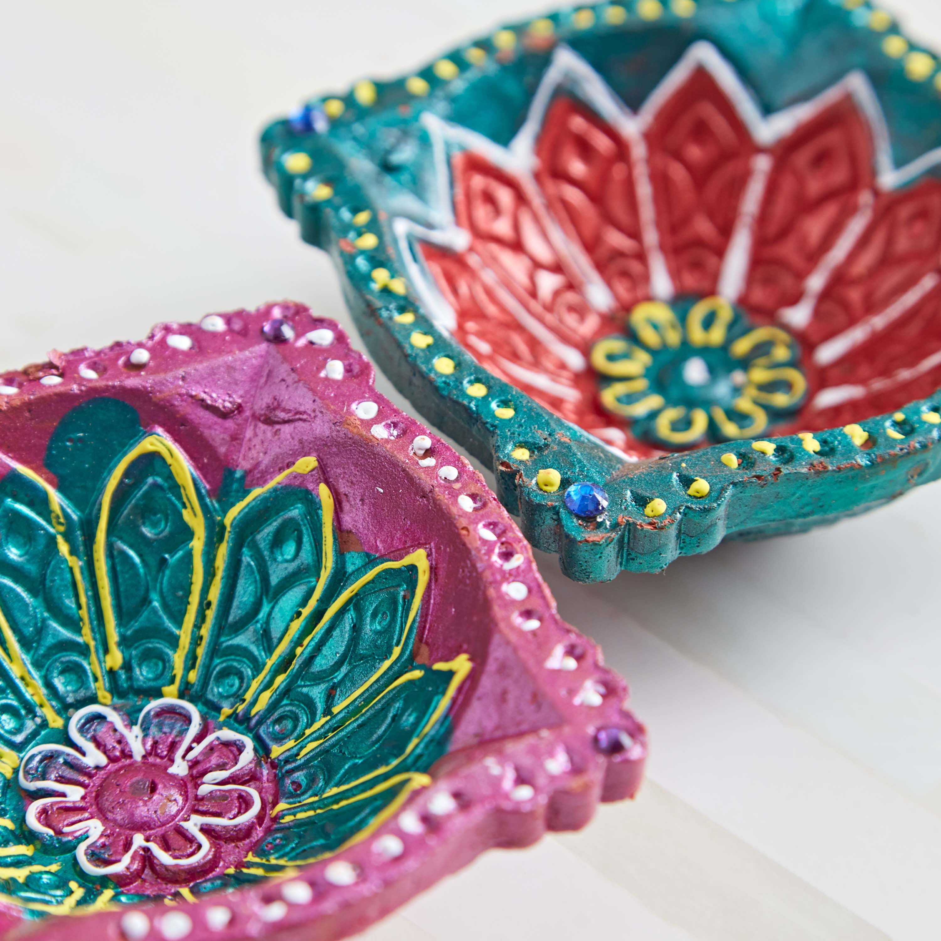 Lumen 4-Piece Square Colourful Diya Set - 19x19x4 cm-hbxlivingroom-decorandaccessories-candleholders-image-4
