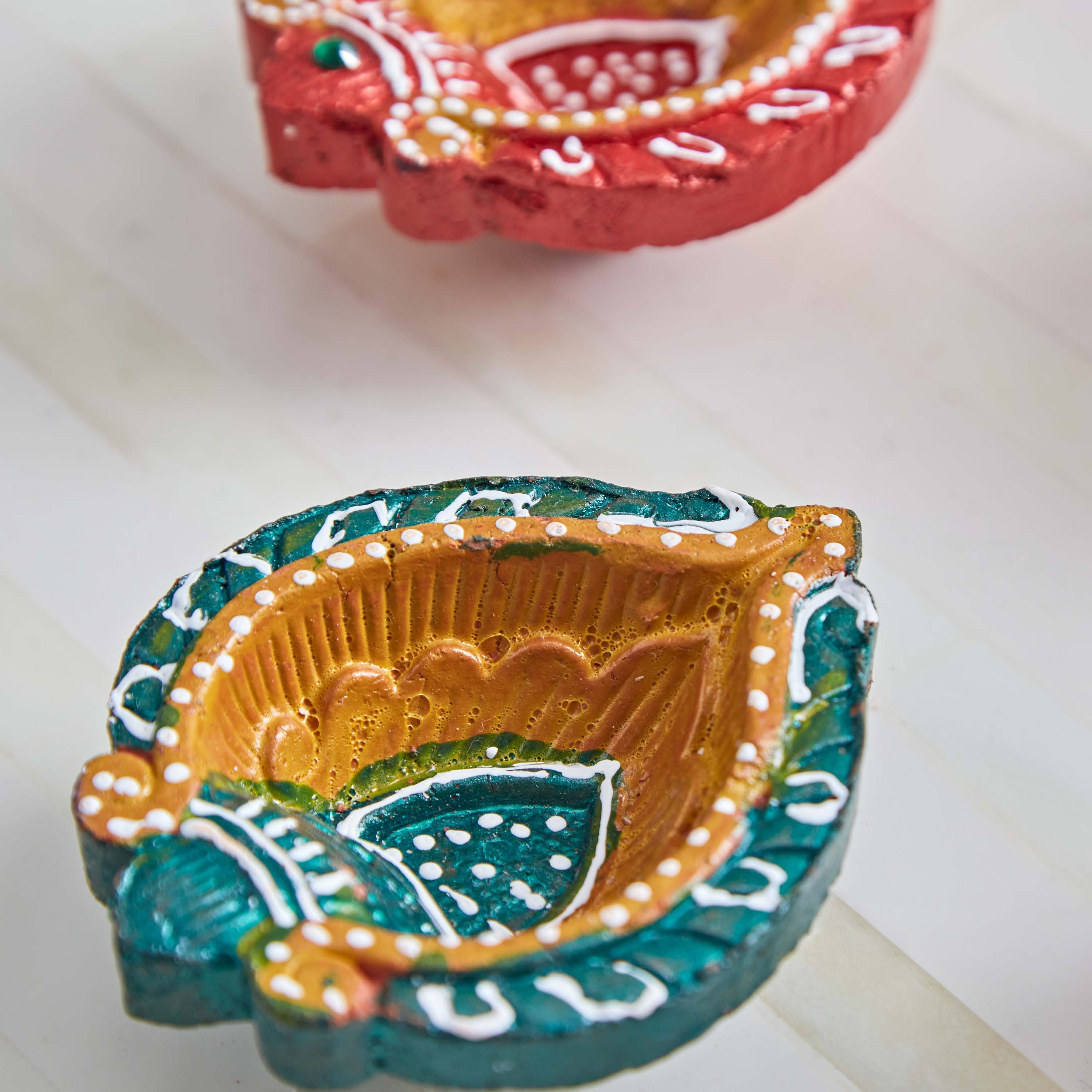 طقم ضياء بليستر ملوّن 6 قطع من لومين - 21x15x3 سم-hbxlivingroom-decorandaccessories-candleholders-image-4