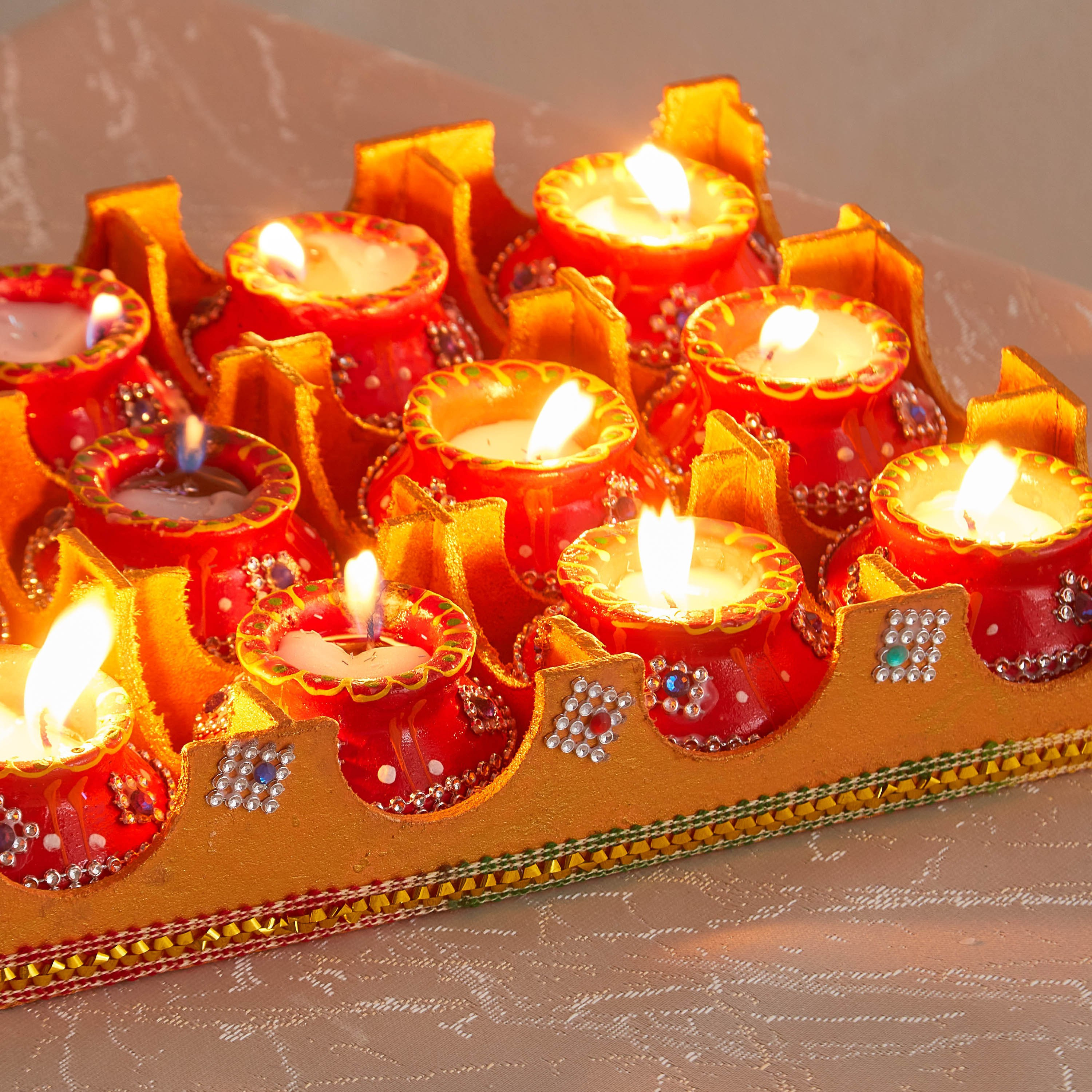 طقم إضاءة 12 قطعة من ليومن مع صينية خشب-hbxlivingroom-decorandaccessories-candleholders-image-3