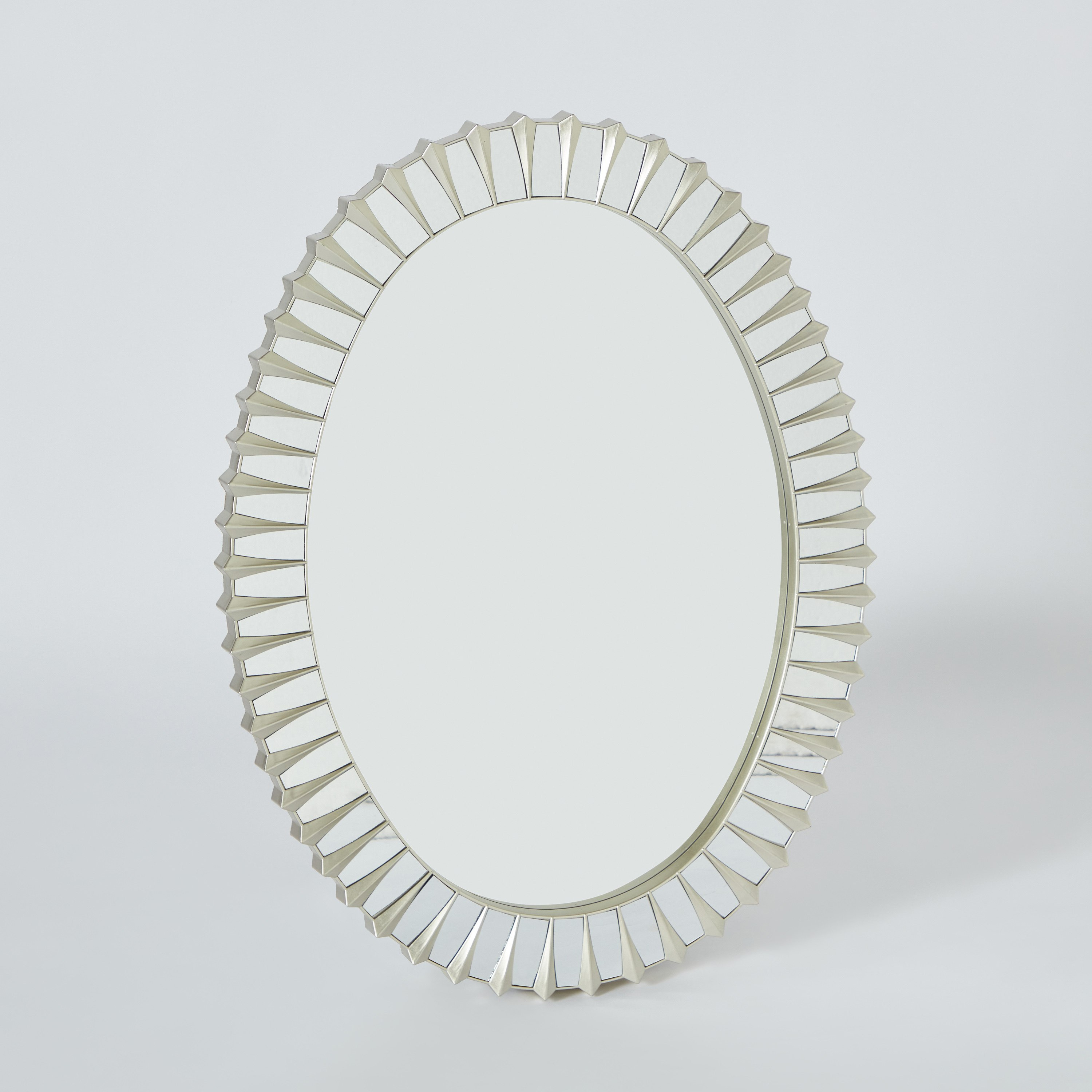 مرآة حائط من كاسيتي - 56x2.5x74  سم-hbxhomeware-hbxdecorandfurnishings-image-5