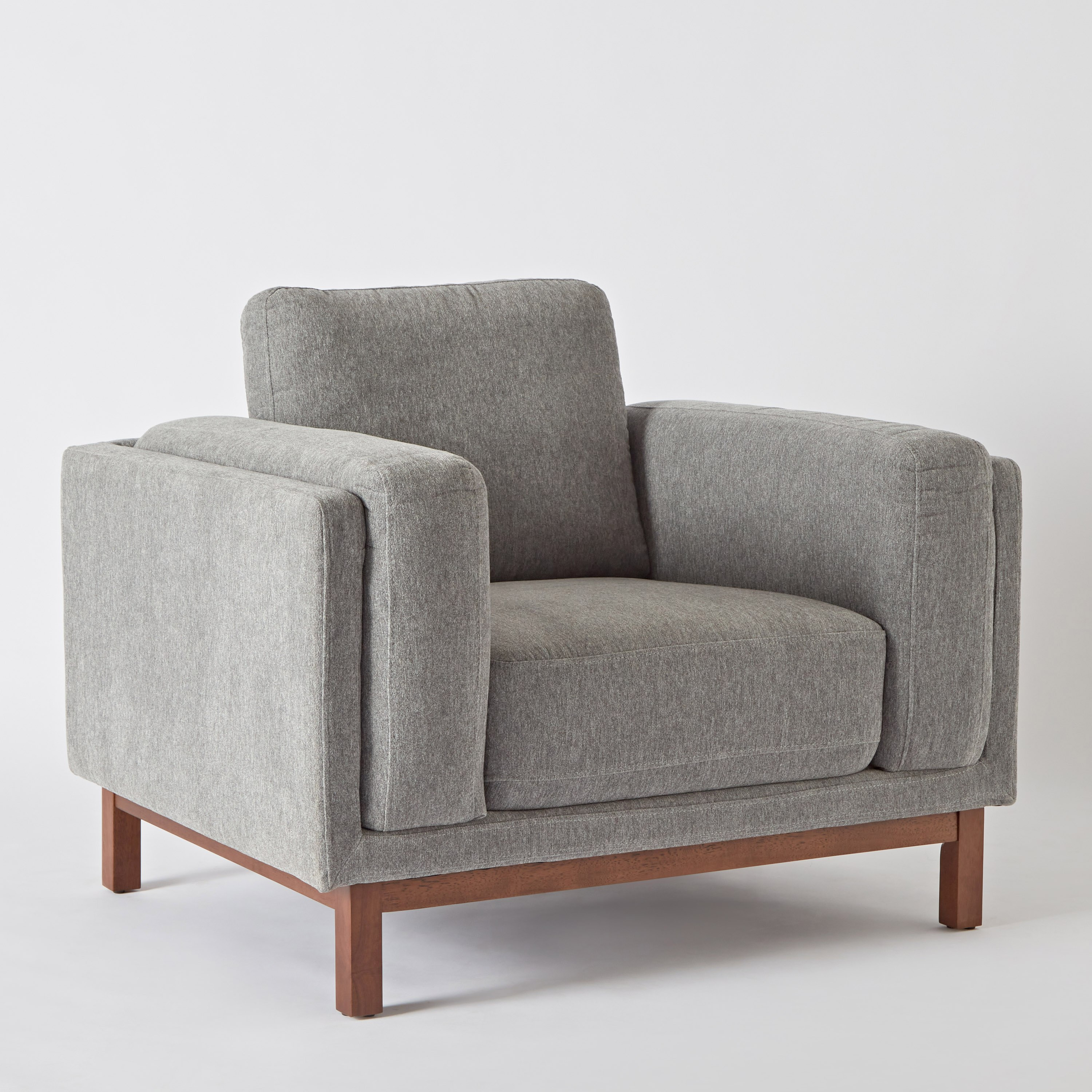 كرسي قماش بمساند ذراعين من بيتشر-hbxlivingroom-sofasandarmchairs-sofas-image-10