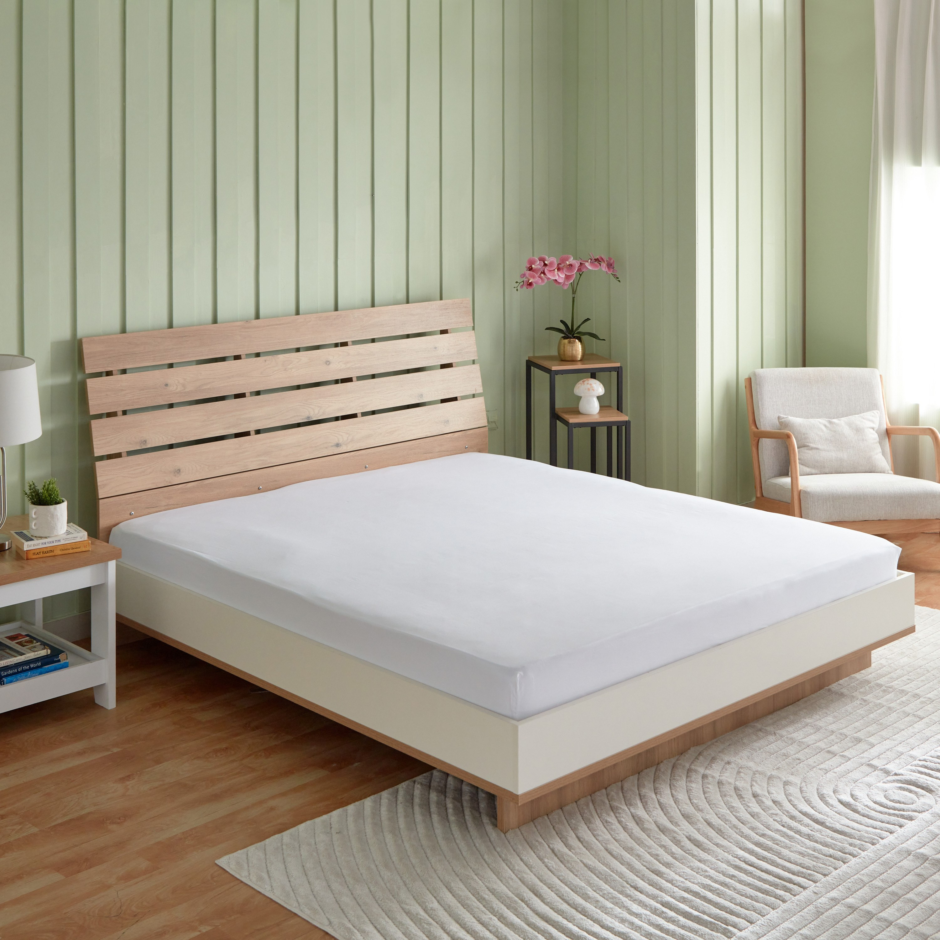 شرشف مطاطي كوين قطن بي سي أي من إسنشيال - 150x200+25 سم-hbxhomeware-hbxbedroom-image-1