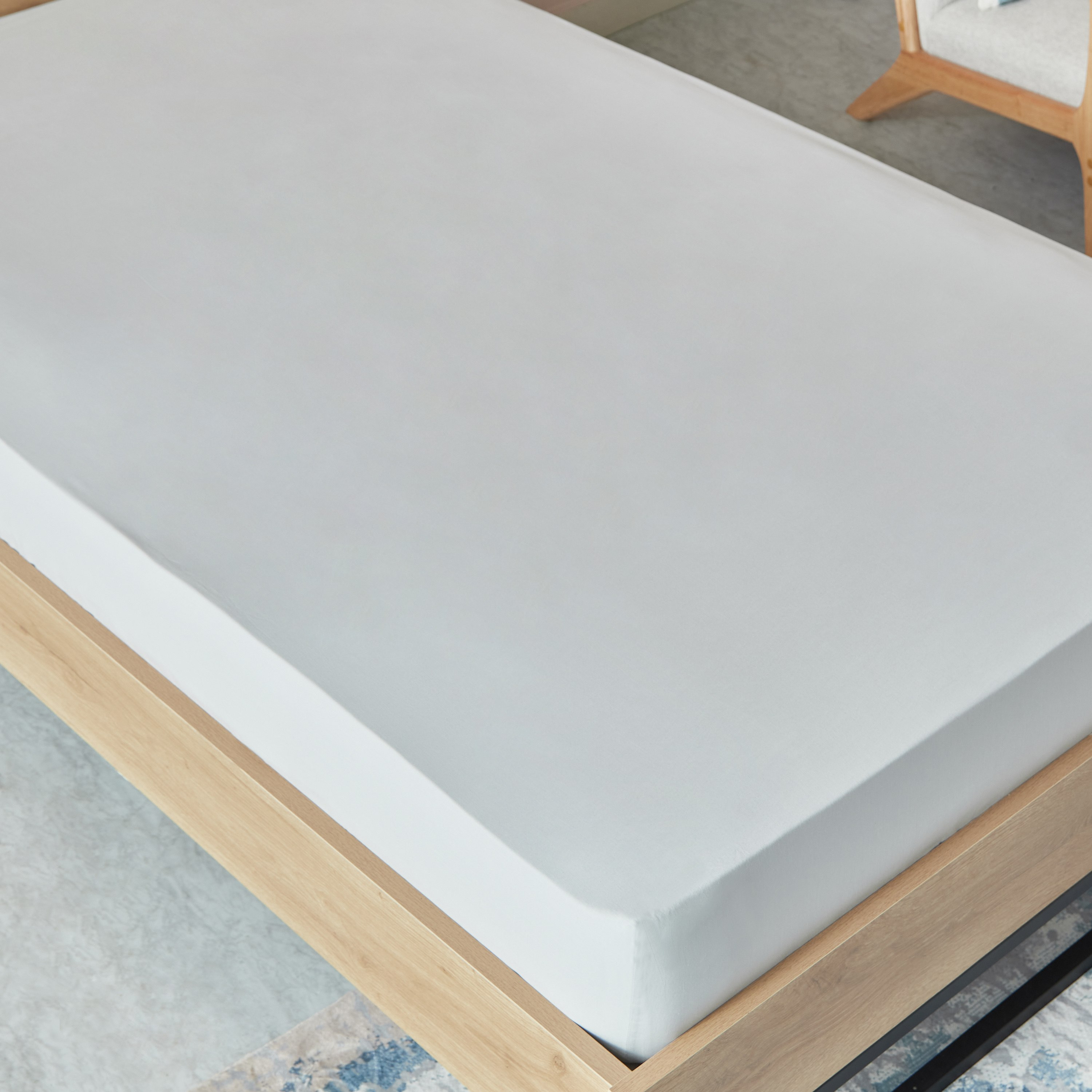 شرشف مطاطي توين قطن بي سي أي من إسنشيال - 120x200+25 سم-hbxhomeware-hbxbedroom-image-3