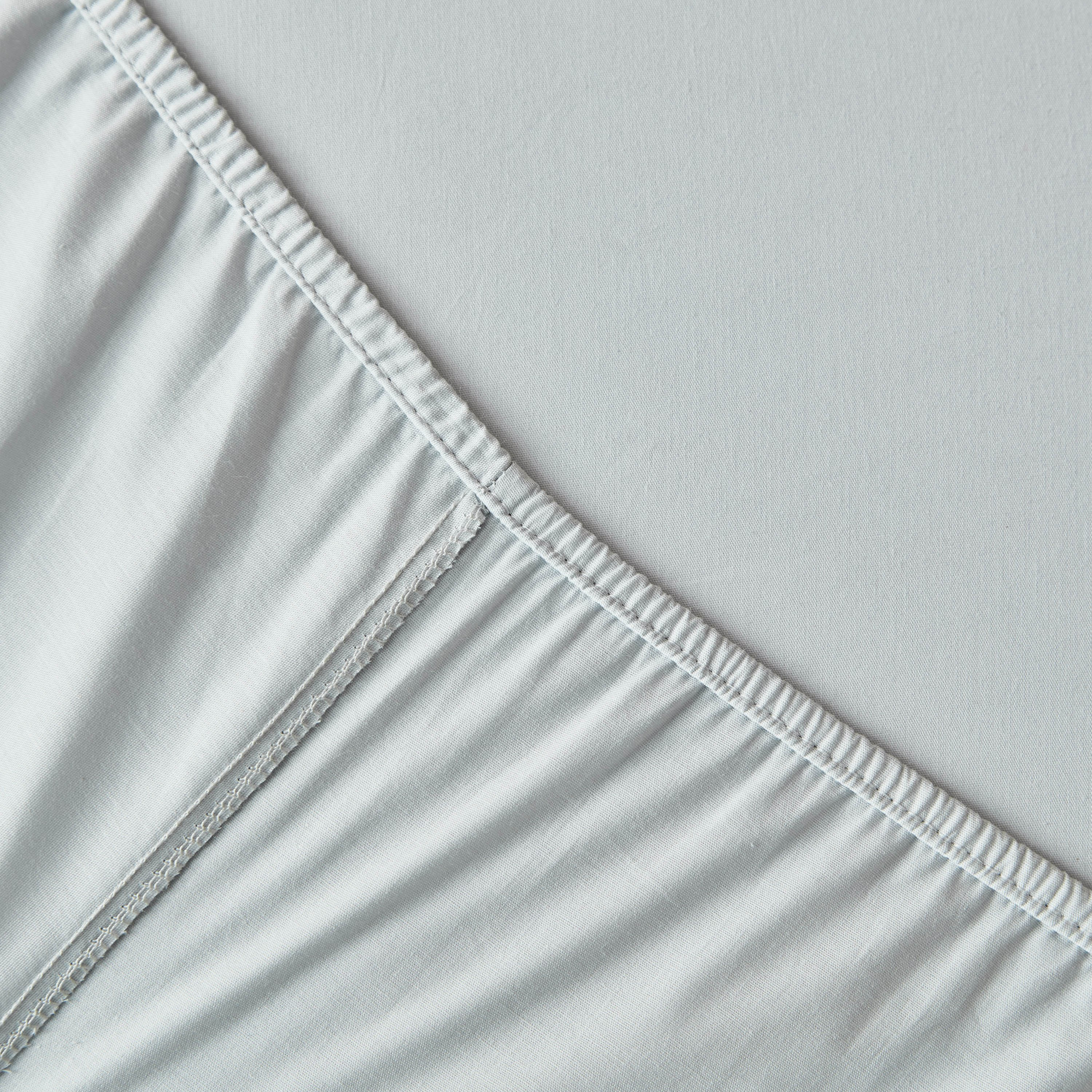 شرشف مطاطي توين قطن بي سي أي من إسنشيال - 120x200+25 سم-hbxhomeware-hbxbedroom-image-6