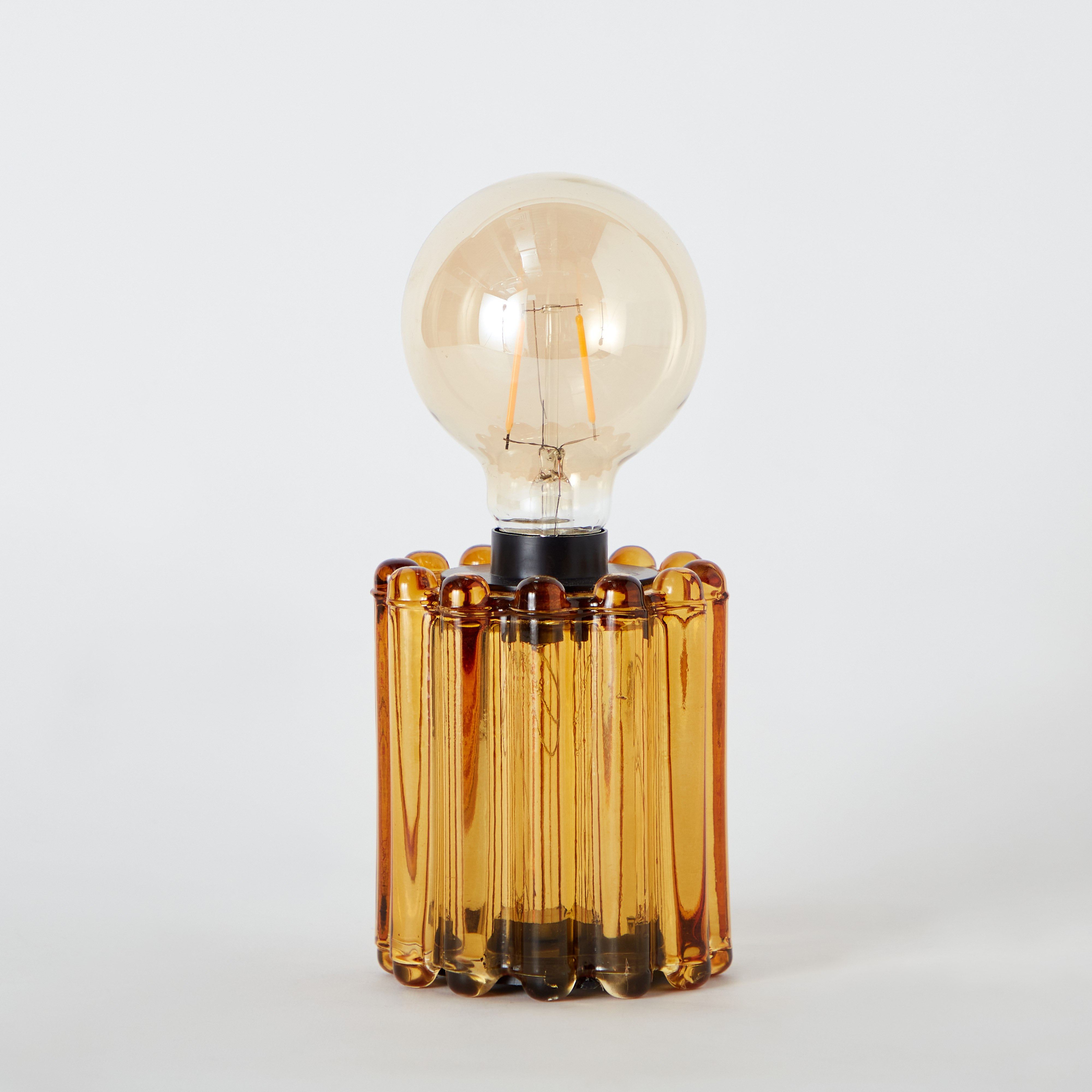 مزهرية لمبة إل إي دي مع زجاج ملوّن من لايف  - 9.5x9.5x24 سم-hbxhomeware-hbxdecorandfurnishings-image-6