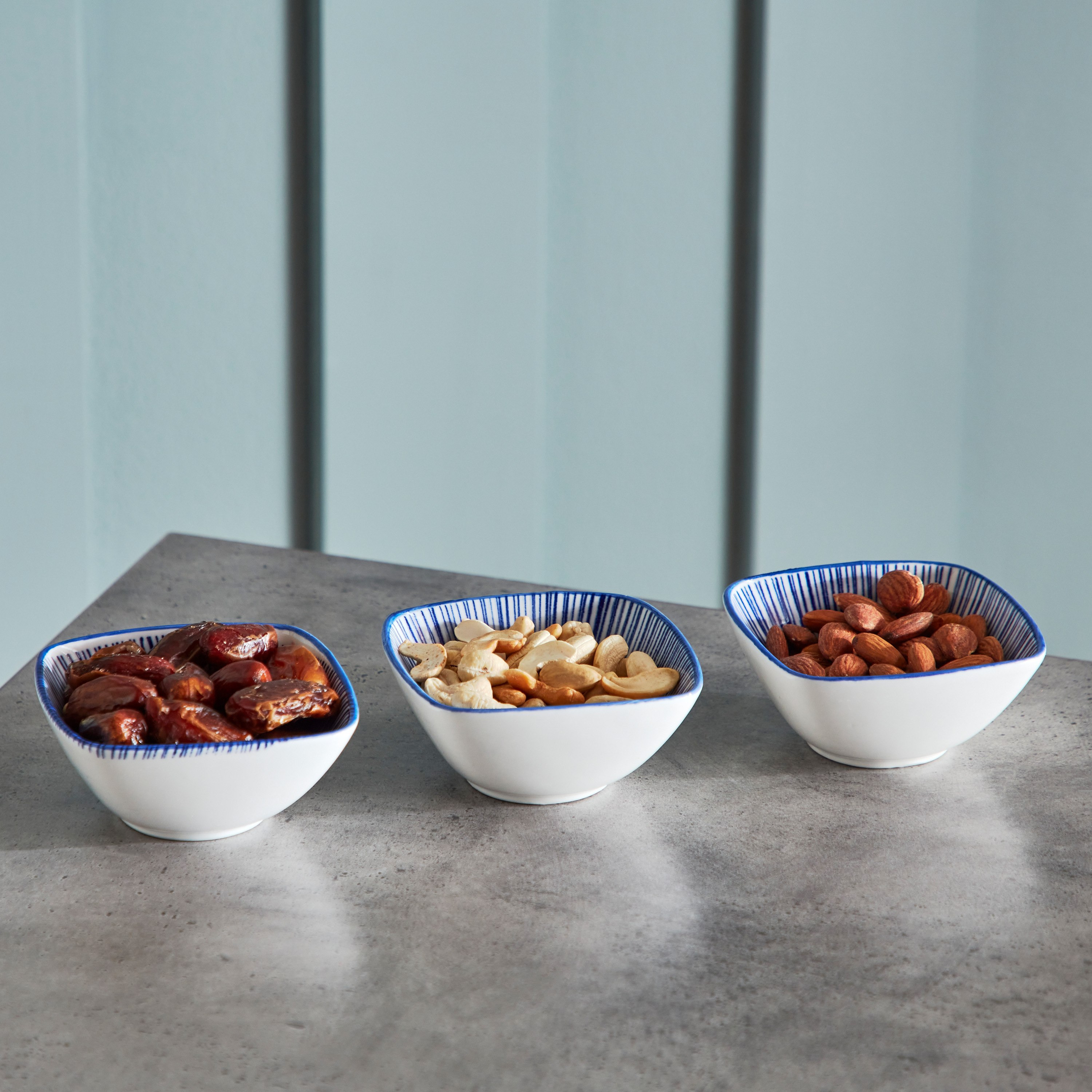 وعاء من نوفا - طقم من 3 قطع-hbxdecorandfurnishings-tabletop-crockery-image-1