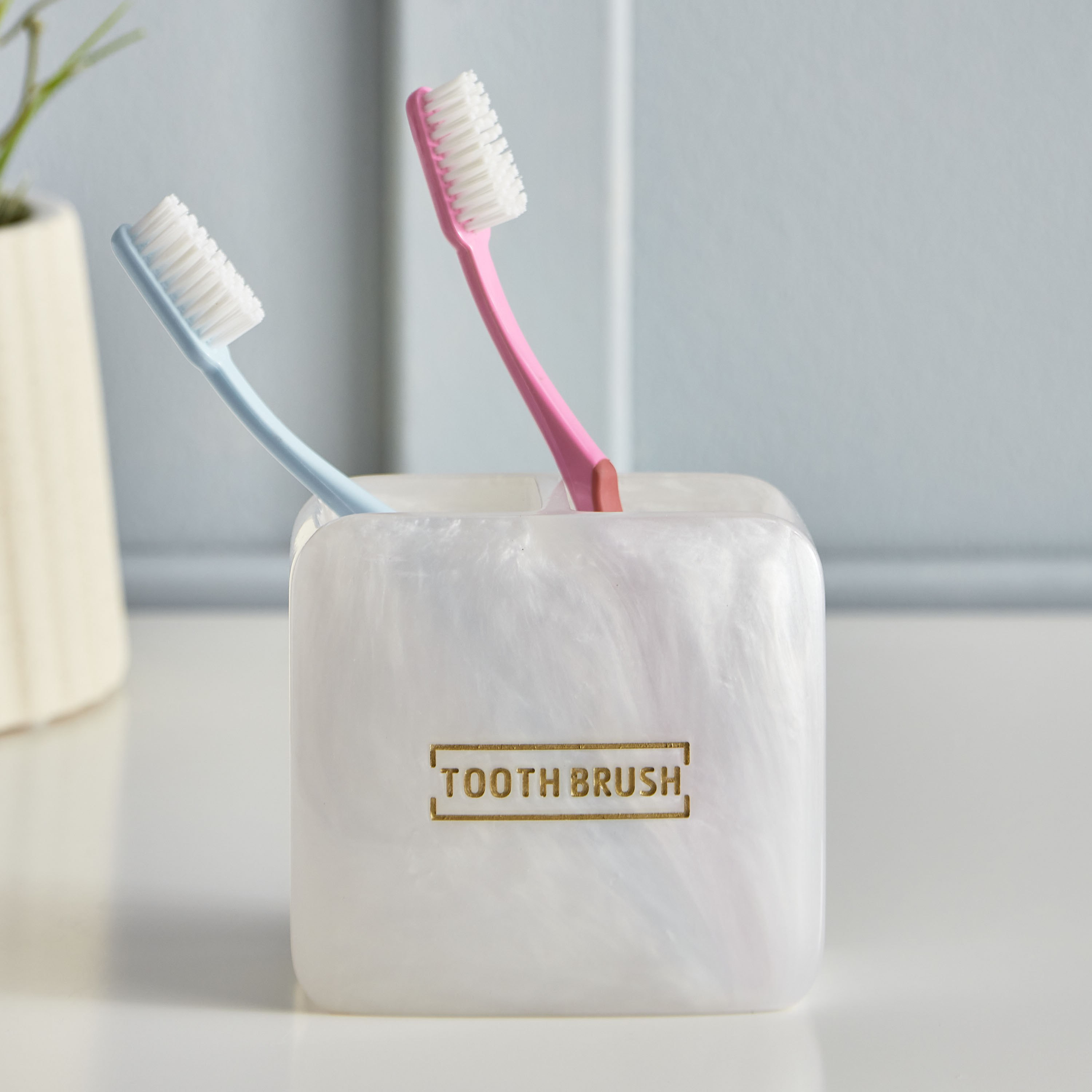 Orion Resin Toothbrush Holder-PROMO_QA_HB_B1G1_WWS_271025-image-1