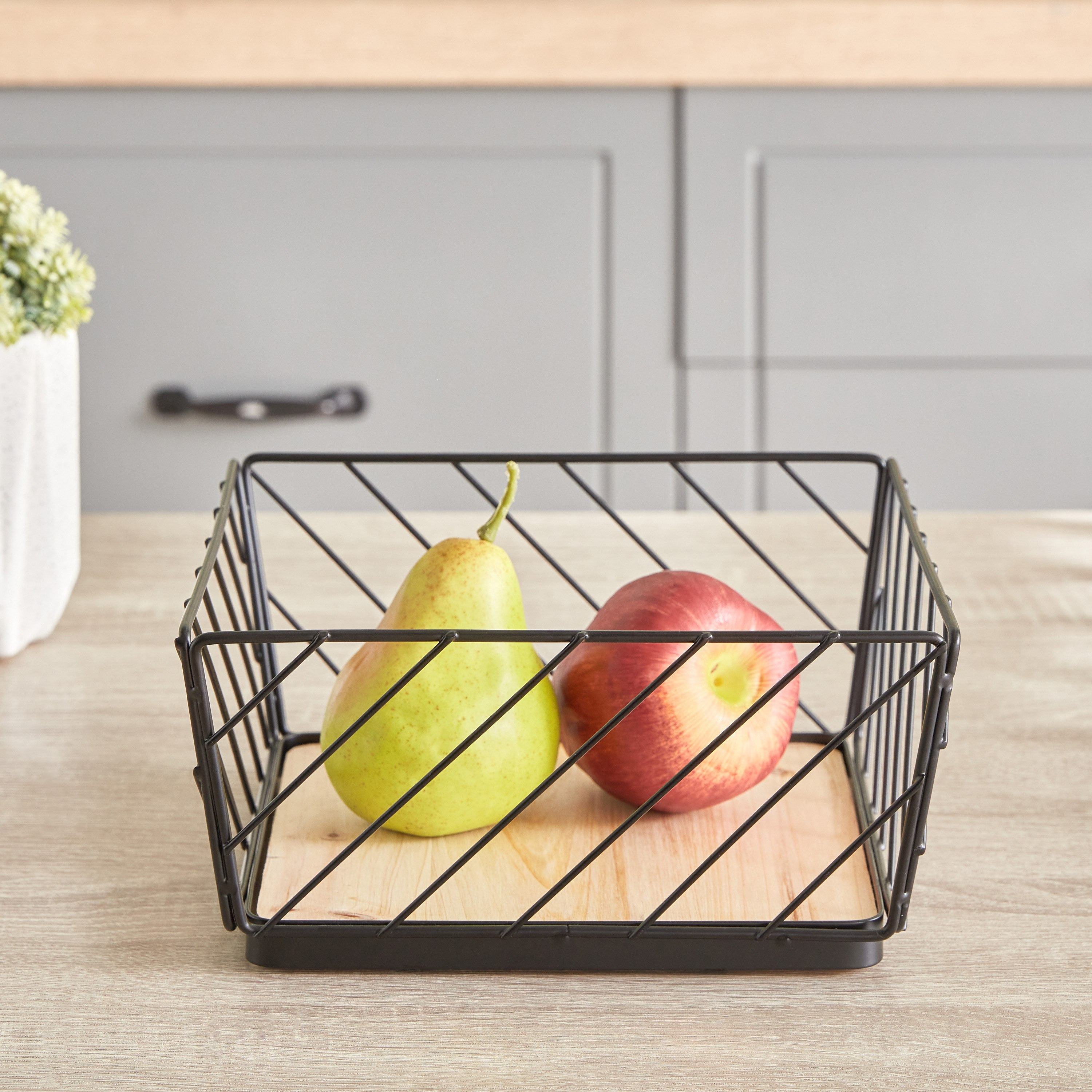 سلة فواكه مسطحة من إيكو جريب - 23x23x11 سم-hbxkitchen-kitchenware-kitchenaccessories-image-1