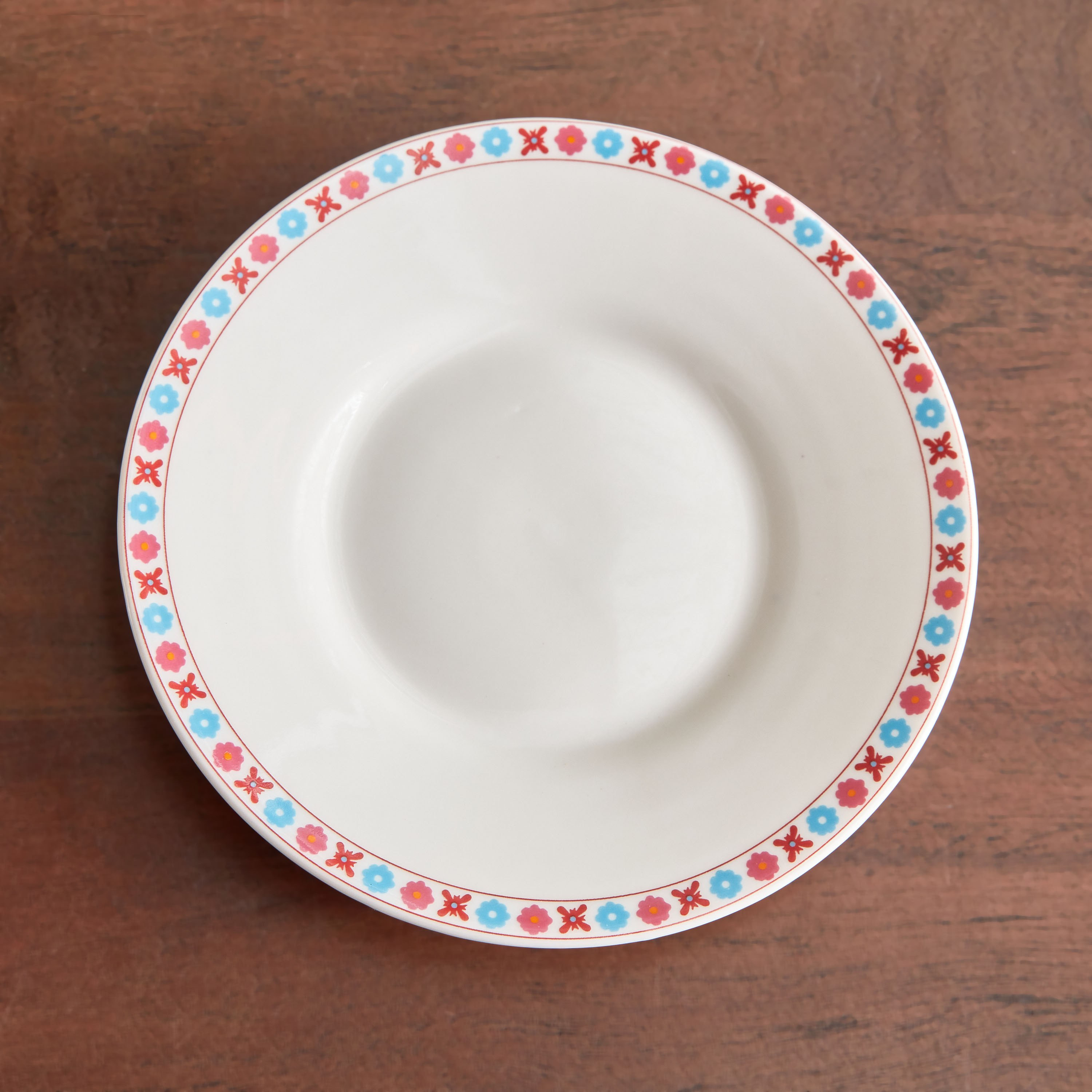 فناجين شاي وصحون من ماجيستيك - طقم من 4 قطع-hbxhomeware-hbxkitchen-image-3