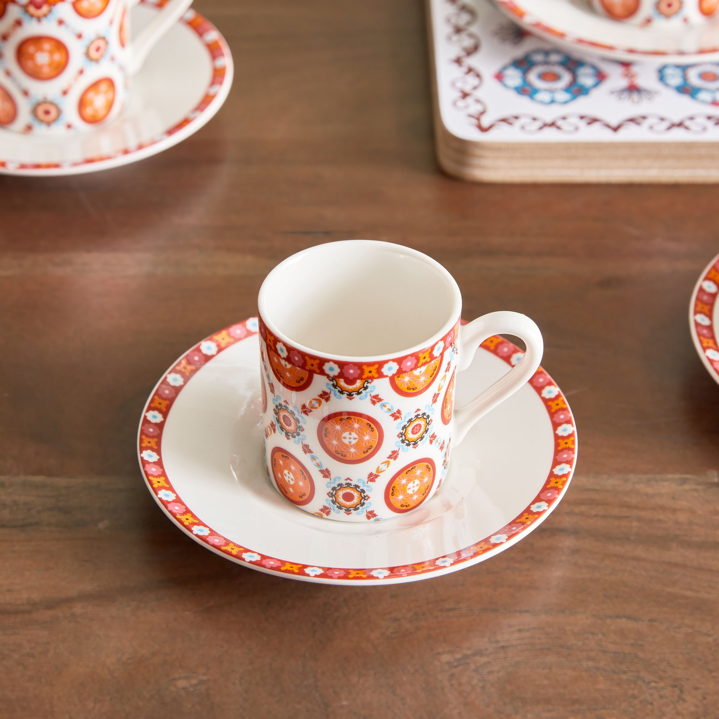 فناجين إسبريسو وصحون من ماجيستيك - طقم من 4 قطع-hbxhomeware-hbxkitchen-image-2