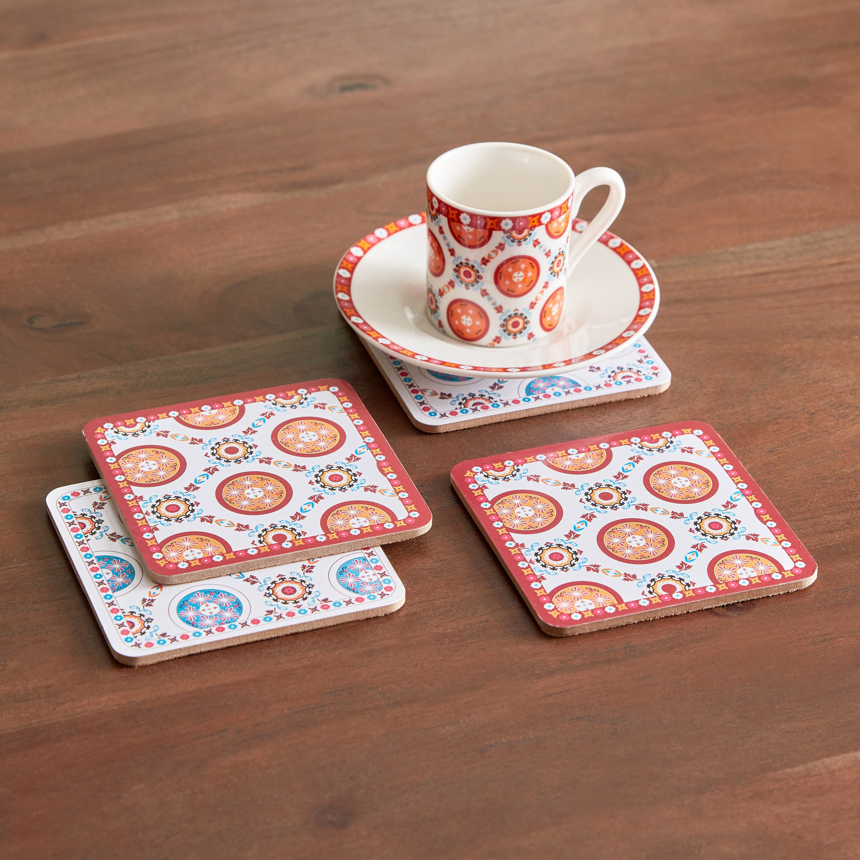 طقم واقيات طاولة مربعة 4 قطع من ماجيستيك - 10 سم-hbxdecorandfurnishings-tabletop-serveware-image-1