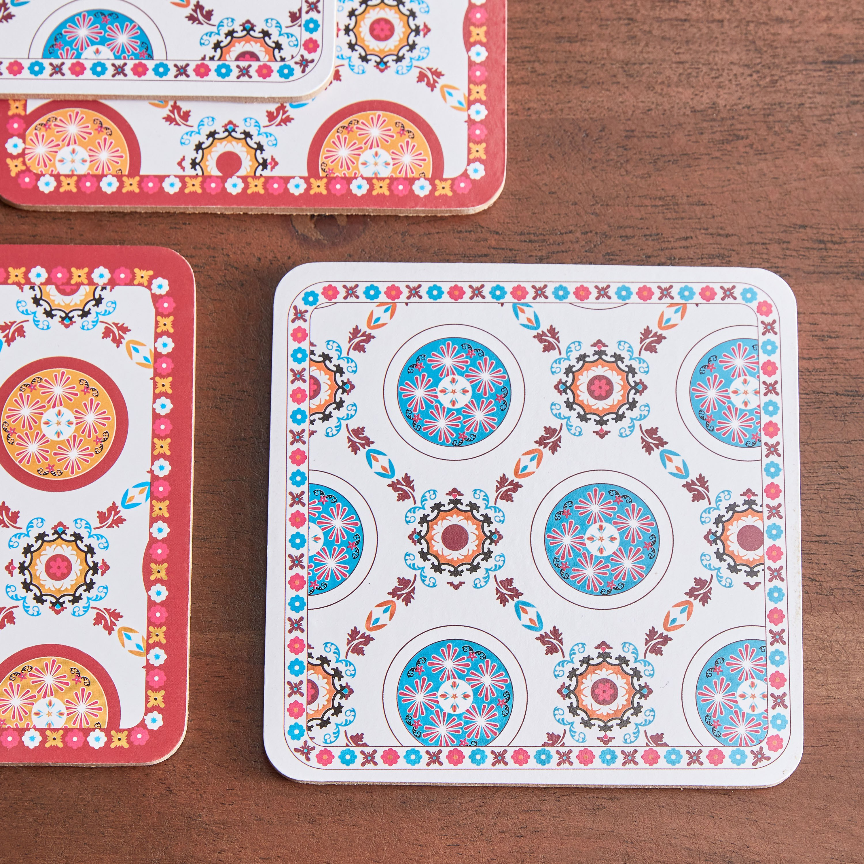 طقم واقيات طاولة مربعة 4 قطع من ماجيستيك - 10 سم-hbxdecorandfurnishings-tabletop-serveware-image-3