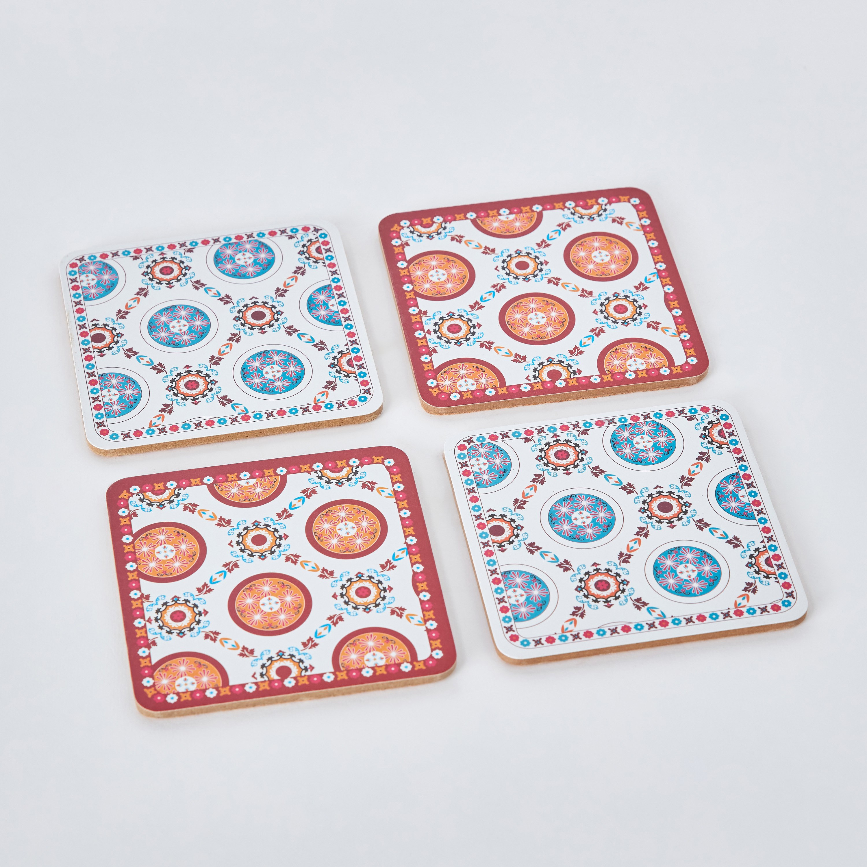 طقم واقيات طاولة مربعة 4 قطع من ماجيستيك - 10 سم-hbxdecorandfurnishings-tabletop-serveware-image-6