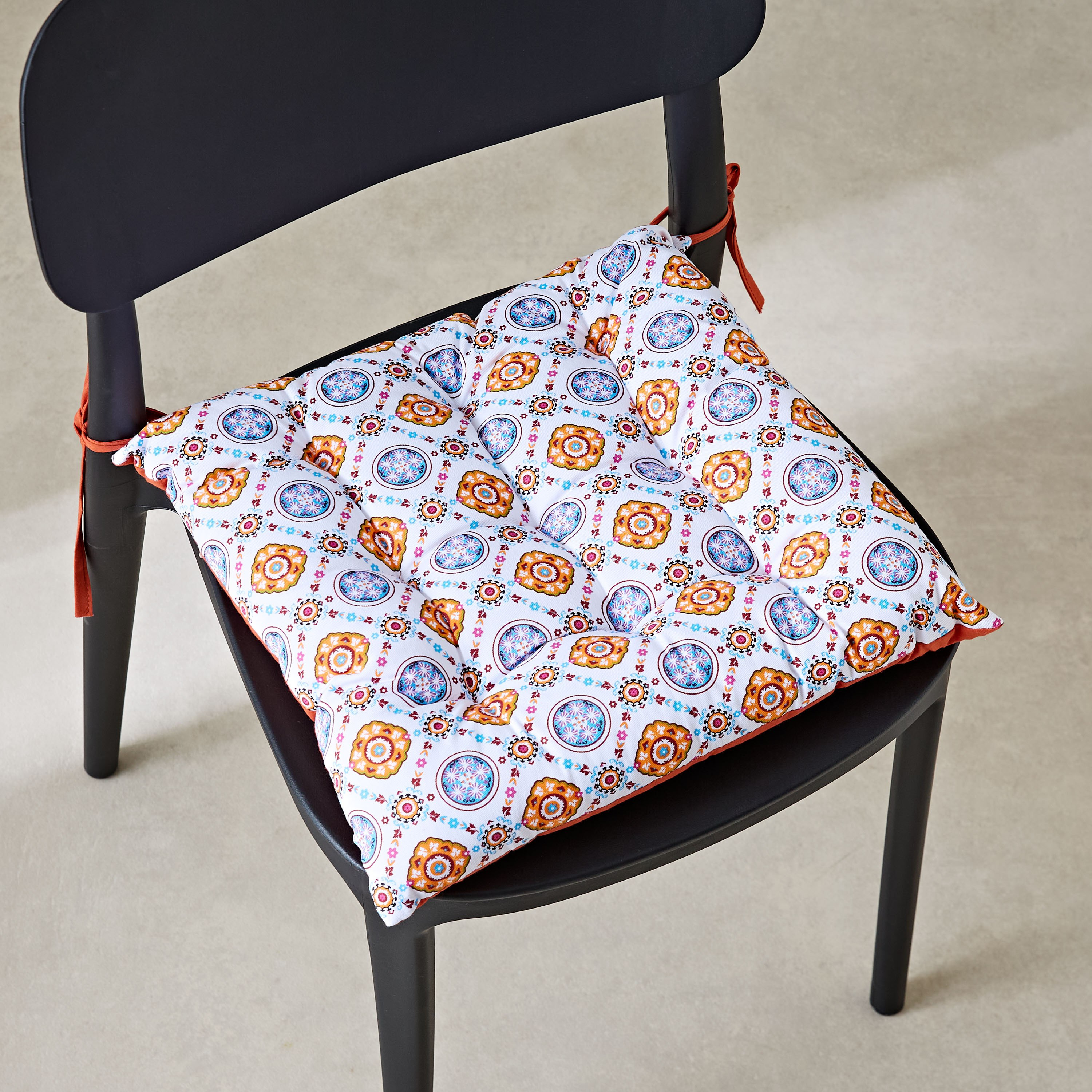 لبادة مقعد من ماجيستيك - 40x40 سم-hbxbedroom-bedding-cushionsandcovers-chairpads-image-1