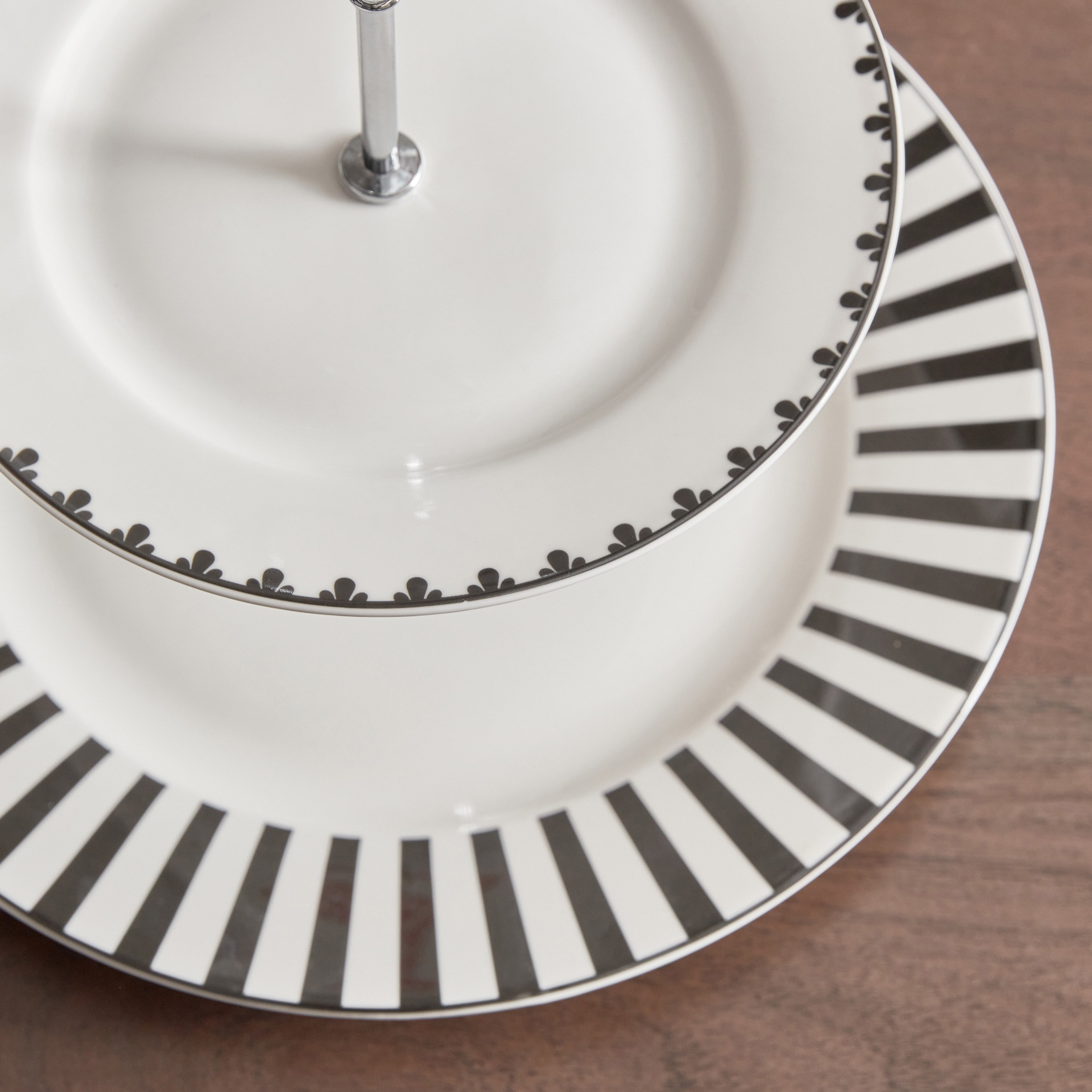 حامل كيك بطابقين من جوستو-hbxdecorandfurnishings-tabletop-serveware-image-5