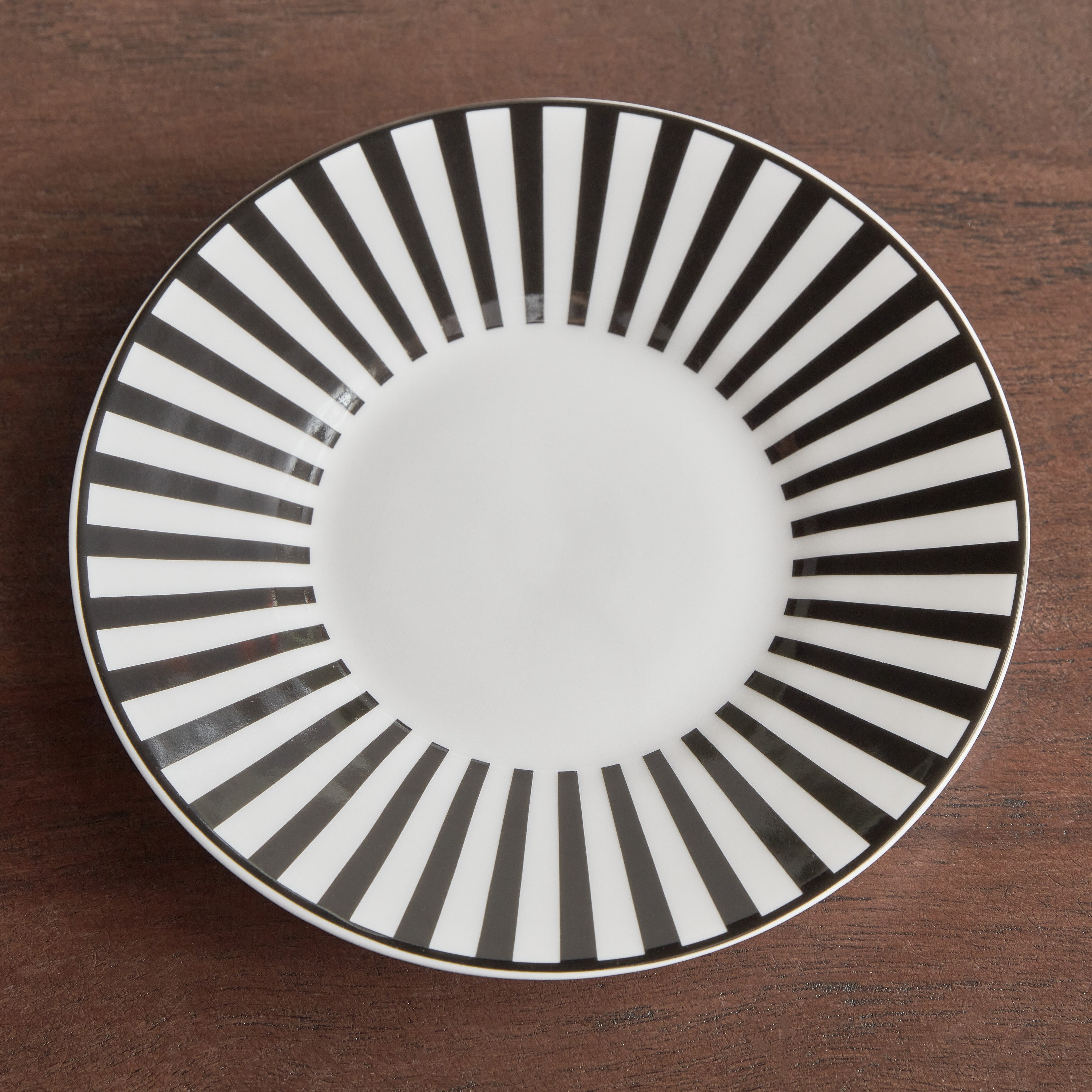 Gusto Tea Cup and Saucer - Set of 4-hbxhomeware-hbxkitchen-image-3