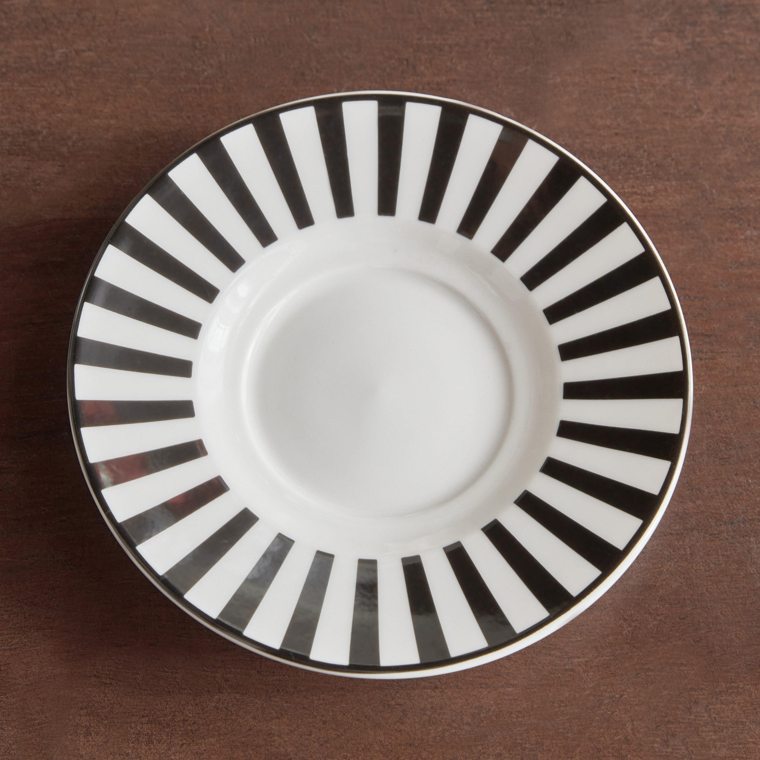 فناجين إسبريسو وصحون من جوستو - طقم من 4 قطع-hbxhomeware-hbxkitchen-image-3