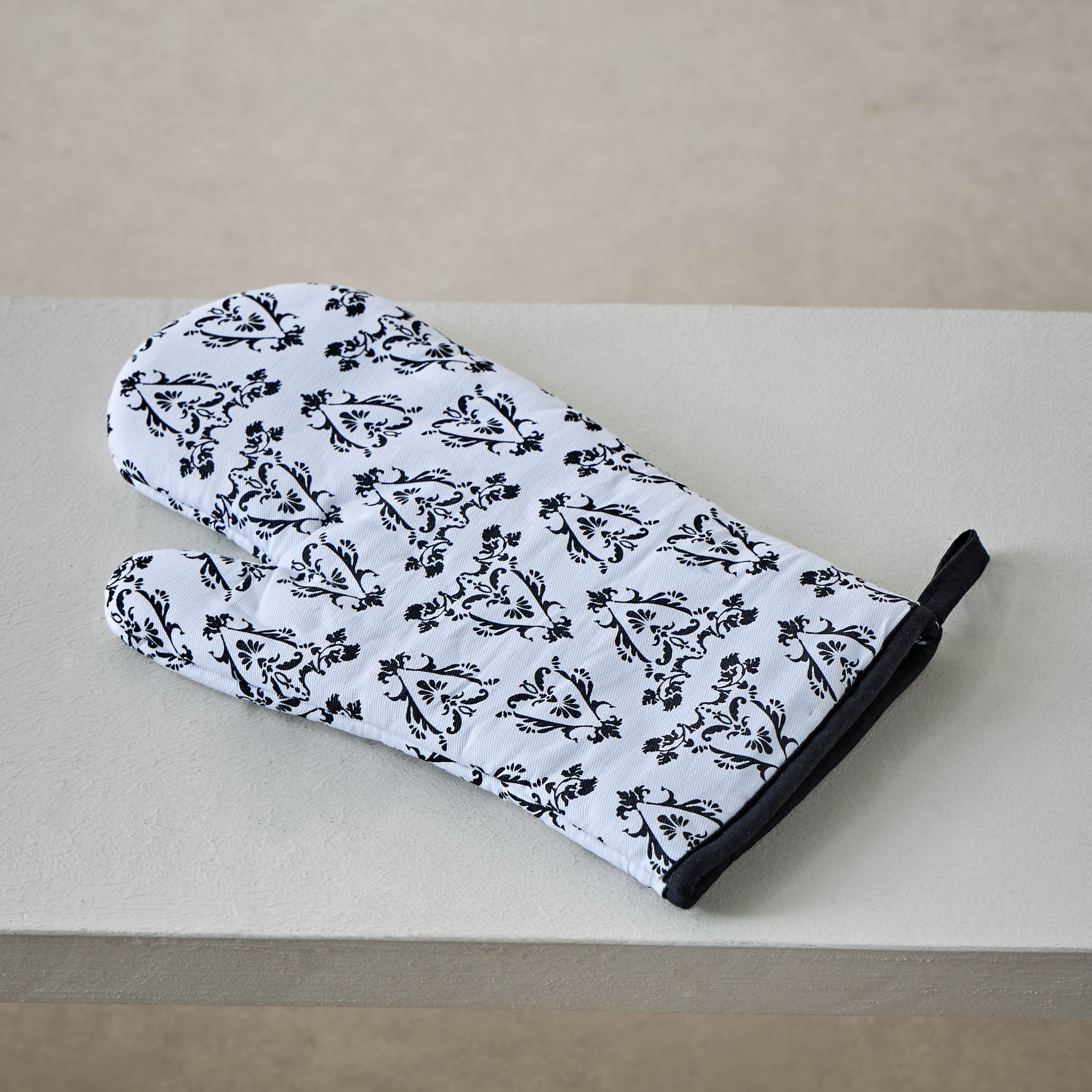 قفاز فرن من جوستو- 17x30 سم-hbxhomeware-kitchenware-kitchenlinens-image-1
