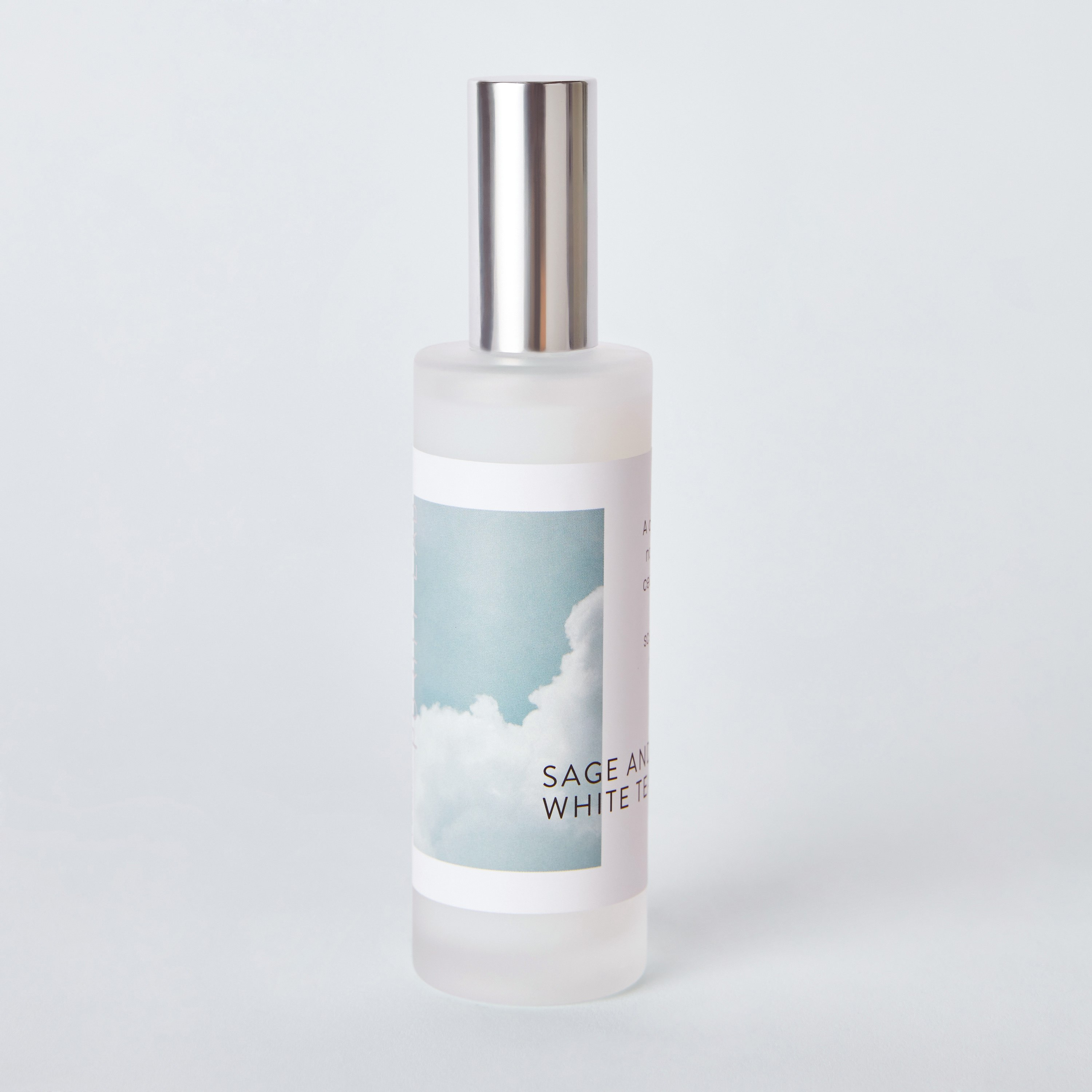 بخاخ معطر للغرفة برائحة المريمية والشاي الأبيض بريميوم من سوليتود- 100 مل-hbxdecorandfurnishings-homefragrance-roomfreshnersandaromamist-image-5