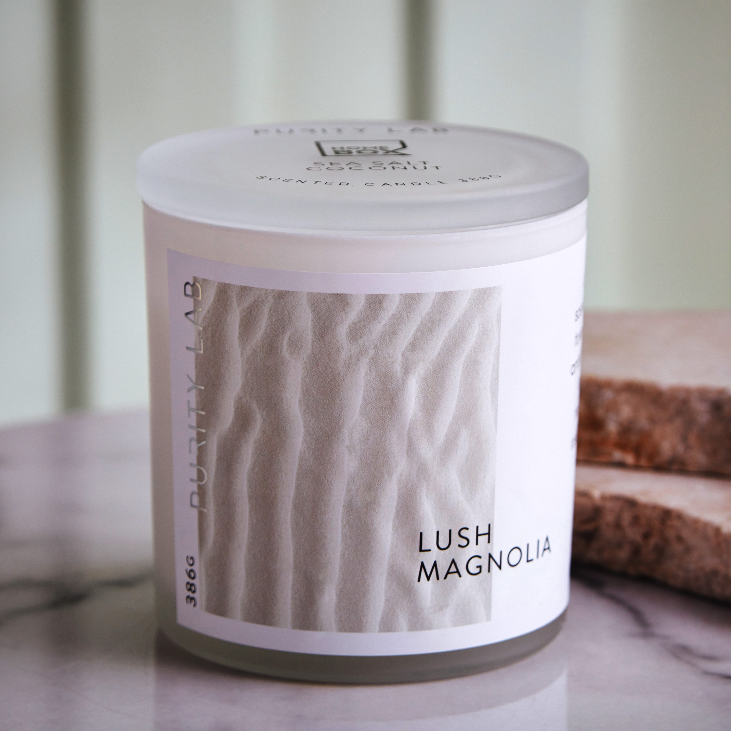 جرة شمع معطرة بريميوم لاش ماغنوليا من سوليتيود - 386 جم-hbxlivingroom-decorandaccessories-candles-image-1