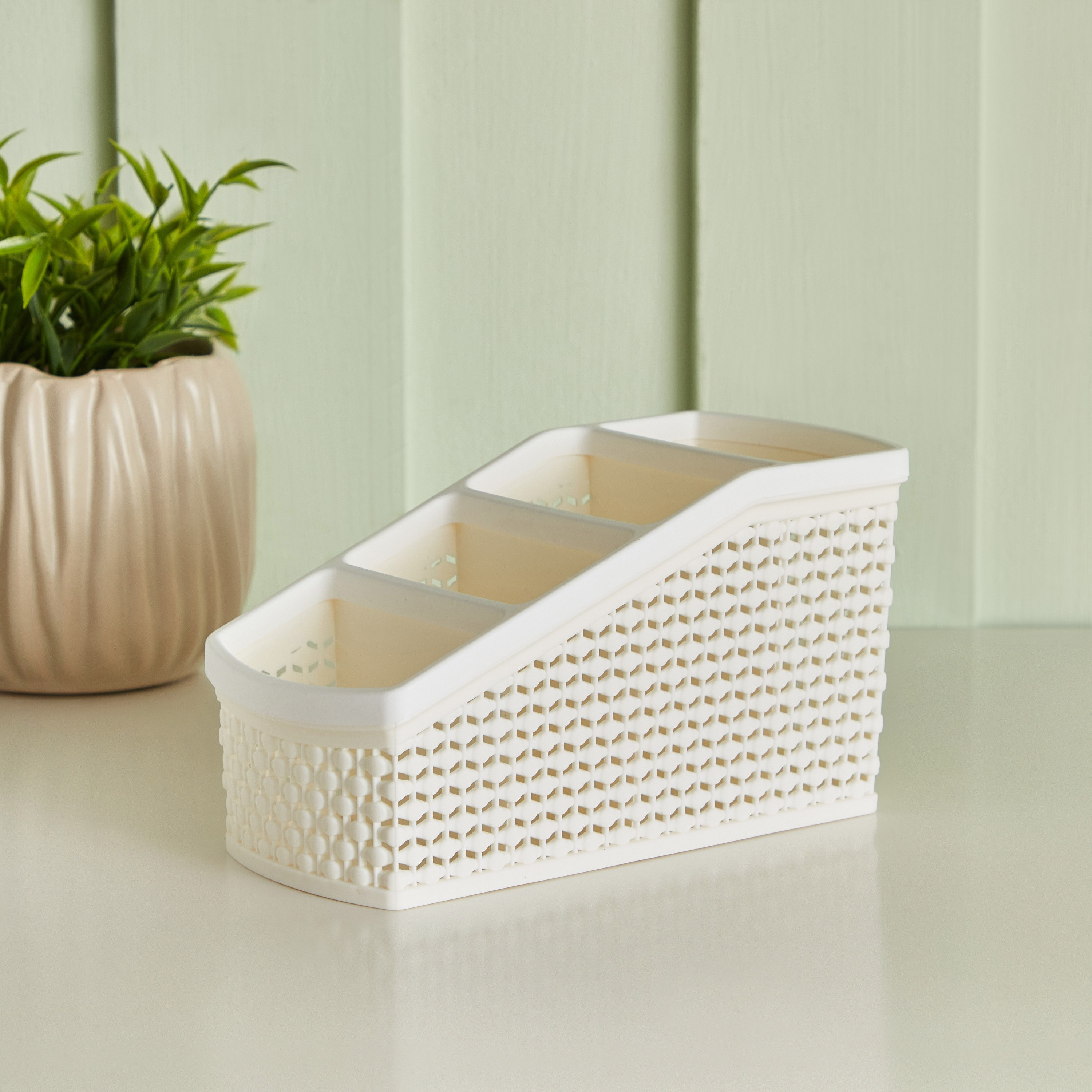 Nordic 4-Compartment Basket - 20x9.5x10.5 cm-hbxbedroom-bedroomaccessories-bedroomstorage-image-2