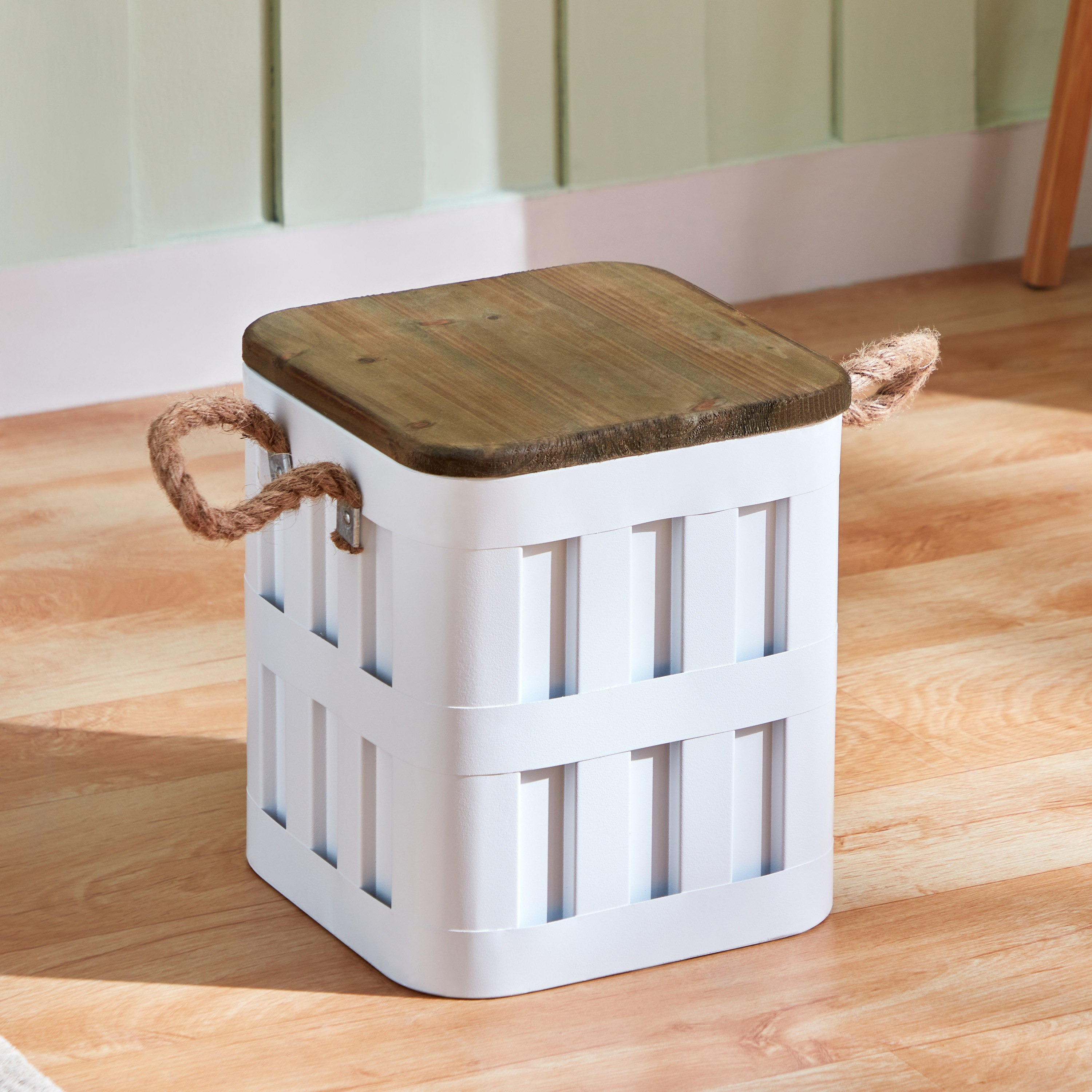 فانوس معدن بمقبض من إلدورا - 25x25x28.5 سم-hbxbedroom-bedroomaccessories-bedroomstorage-image-1
