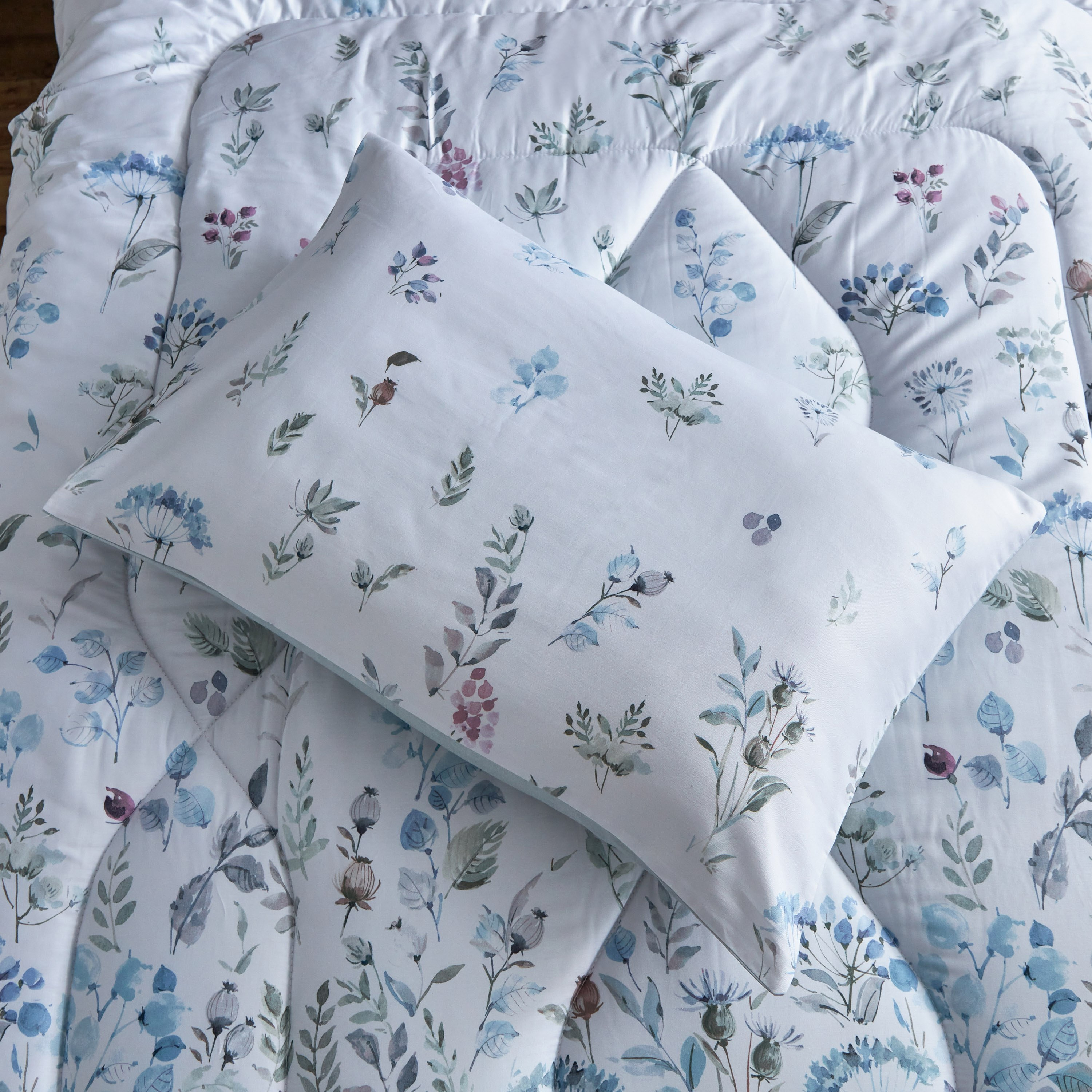 Lavish Florious 3-Piece Cotton Printed Twin Comforter Set - 160x220 cm-hbxhomeware-hbxdecorandfurnishings-image-7