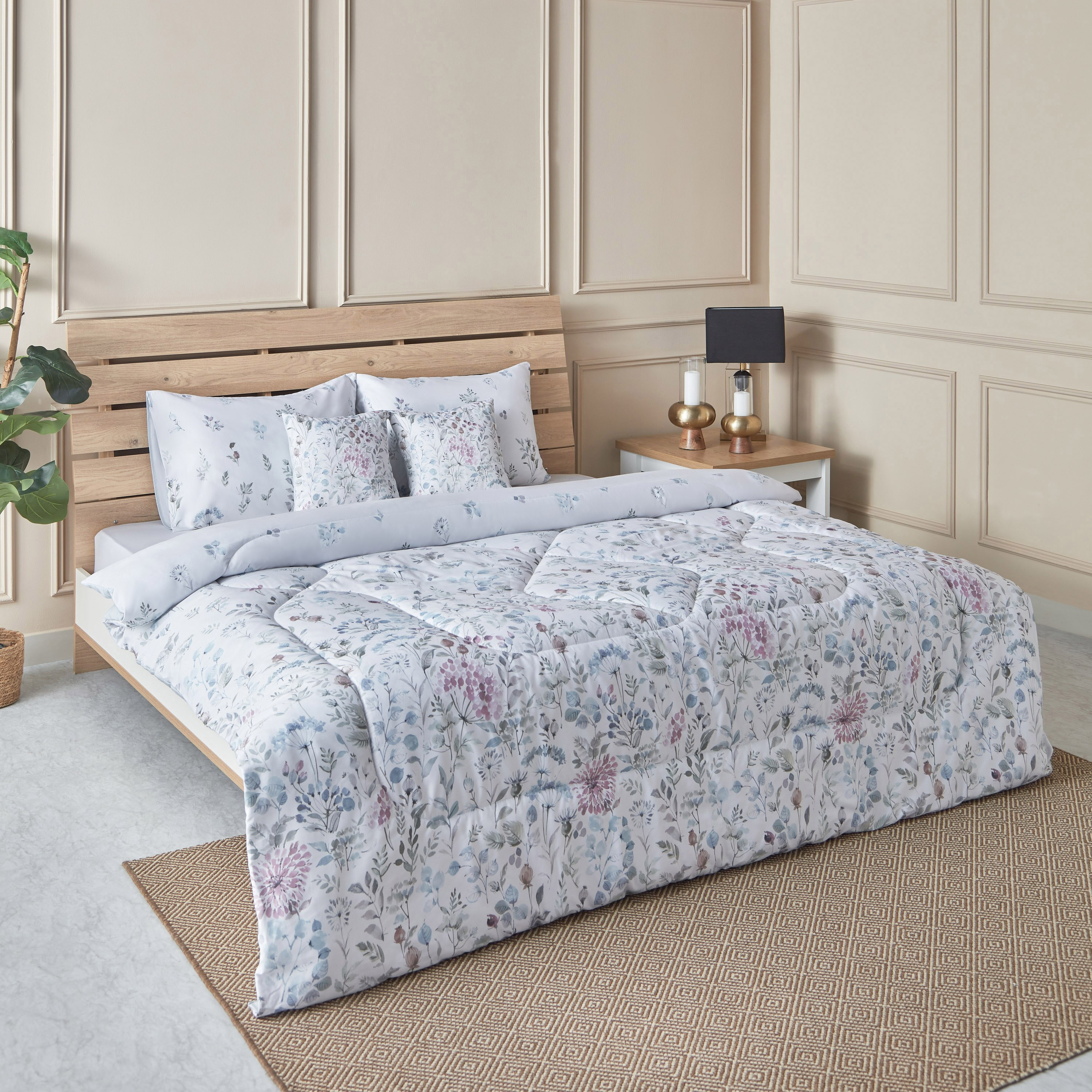 طقم لحاف كينج قطن 5 قطع بطبعات فلورياس من لافيش - 220x240 سم-hbxhomeware-hbxdecorandfurnishings-image-1