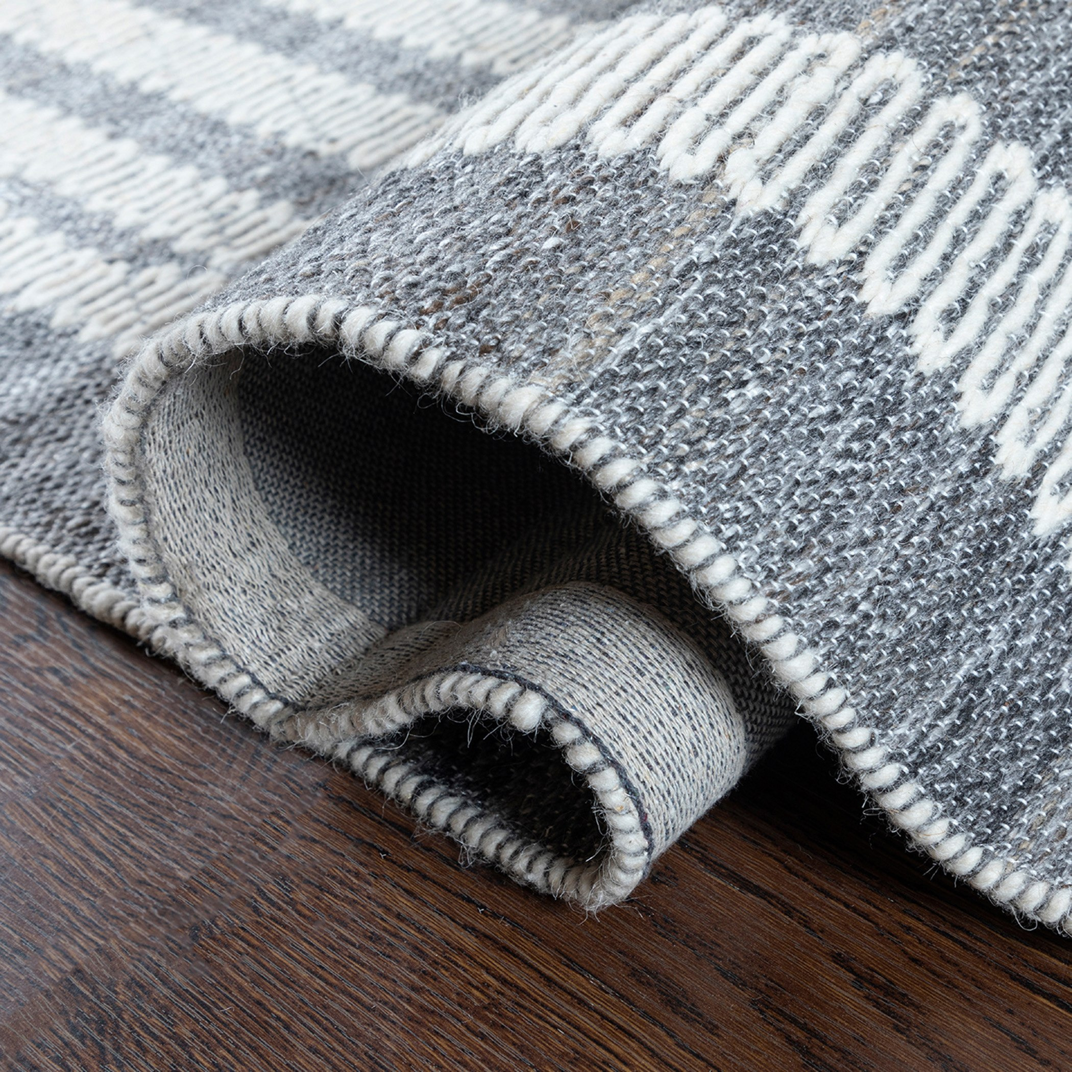 سجادة مصنوعة يدوياً ألبرت من سكاوت - 200x300 سم-hbxdecorandfurnishings-floorcoverings-rugs-image-2