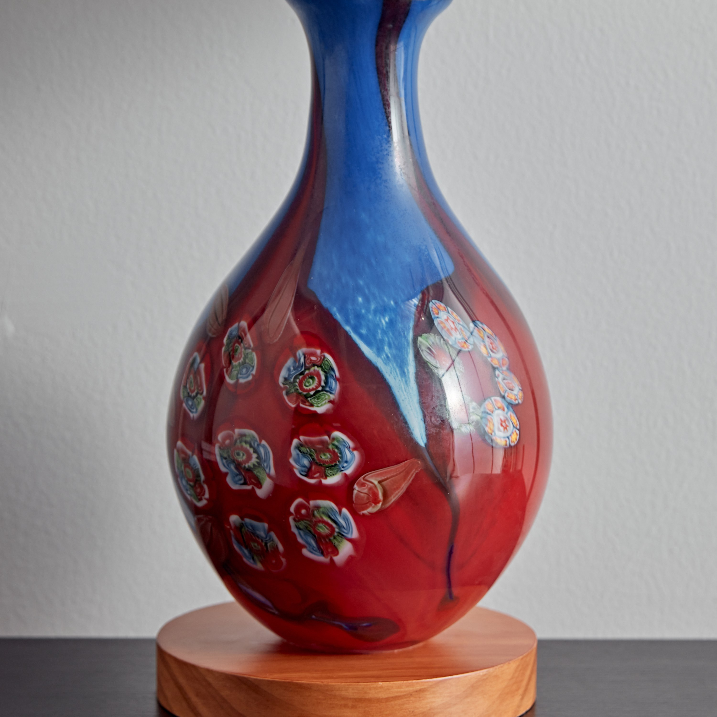مصباح زجاج بقاعدة خشبية وغطاء كانفاس من جالينا - 30x58 سم-hbxlivingroom-lighting-tablelamps-image-3