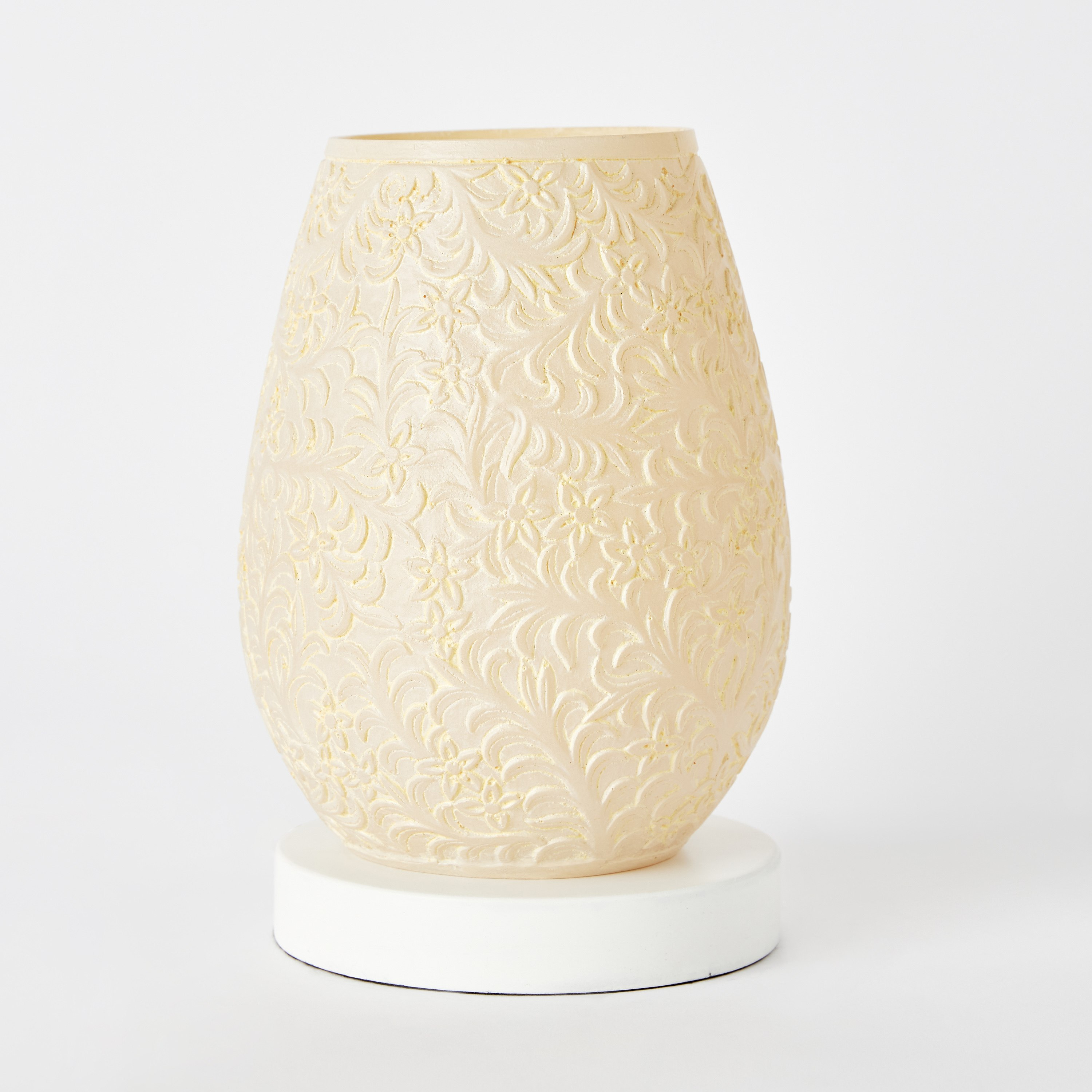 مصباح منقوش بقاعدة خشبية من جالينا - 15x22.5 سم-hbxlivingroom-lighting-tablelamps-image-5