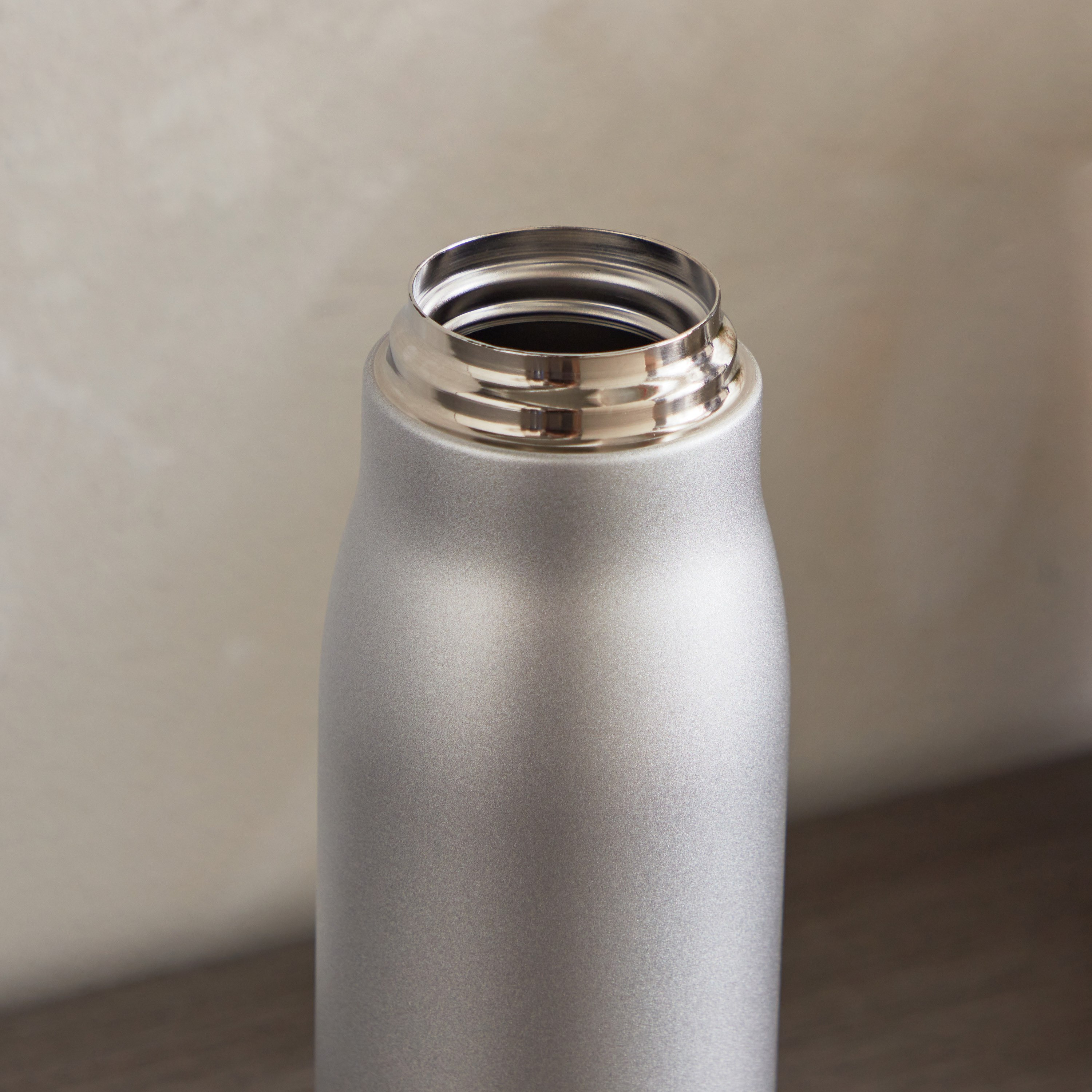 Karry Steel Hot and Cold Vacuum Travel Flask Bottle - 550 ml-hbxhomeware-hbxkitchen-image-3