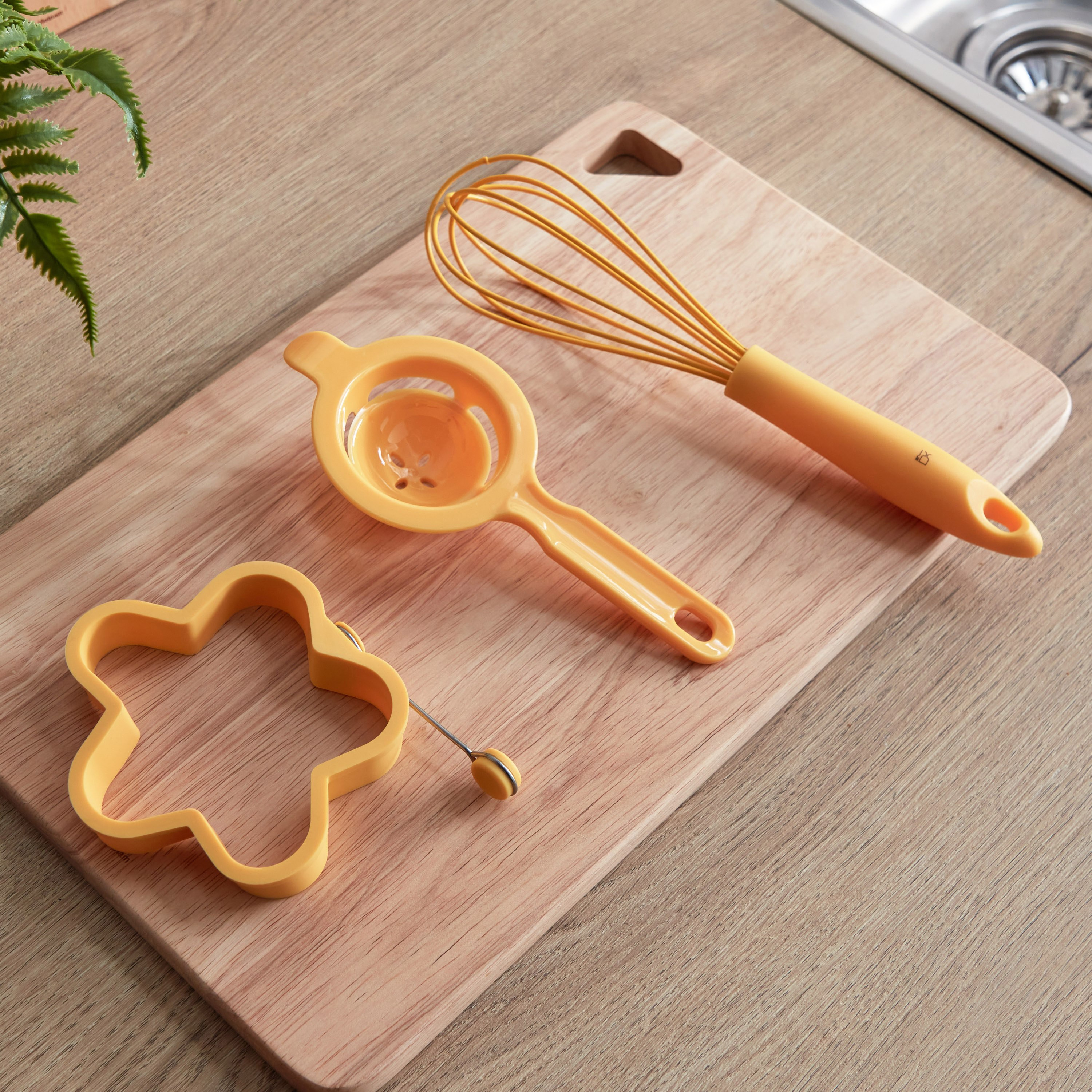أداة فصل البيض 3 في 1  إيج ميكس مع خافق وقالب حلقة من إيزي شيف-hbxhomeware-hbxkitchen-image-1