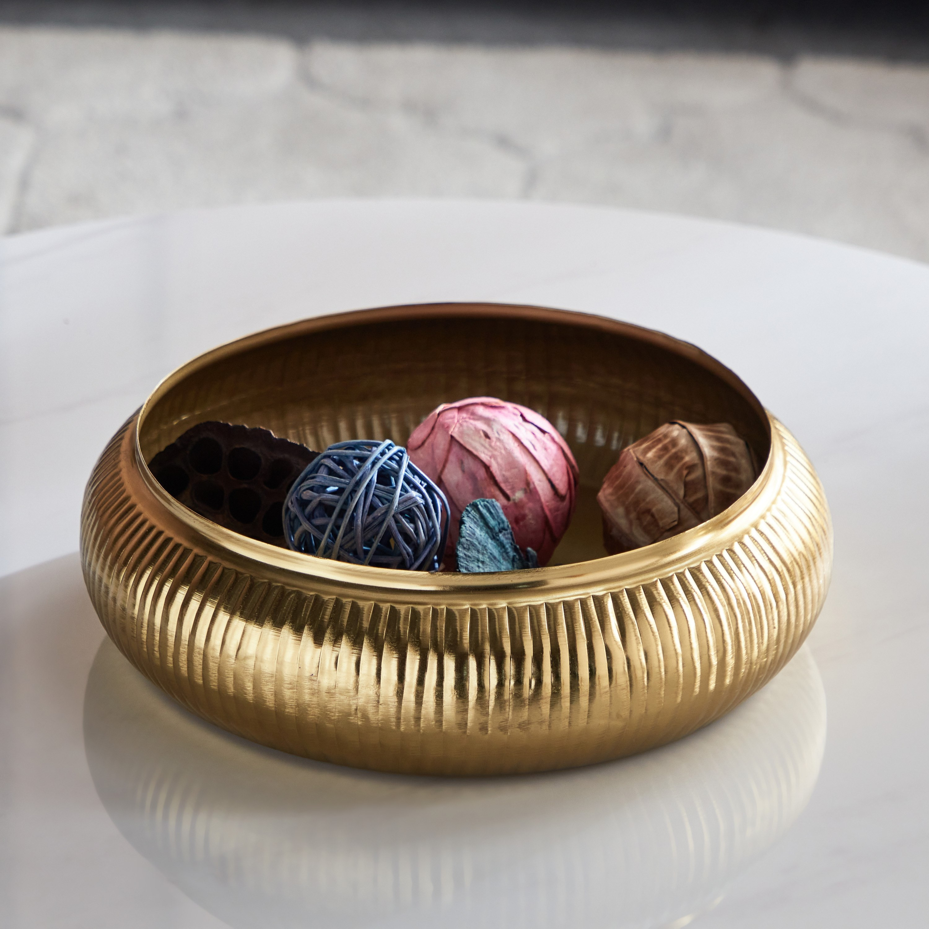 وعاء ديكور معدن مضلع من أريستو - 30x30x8.5 سم-hbxdecorandfurnishings-homeaccessories-bowls-image-1