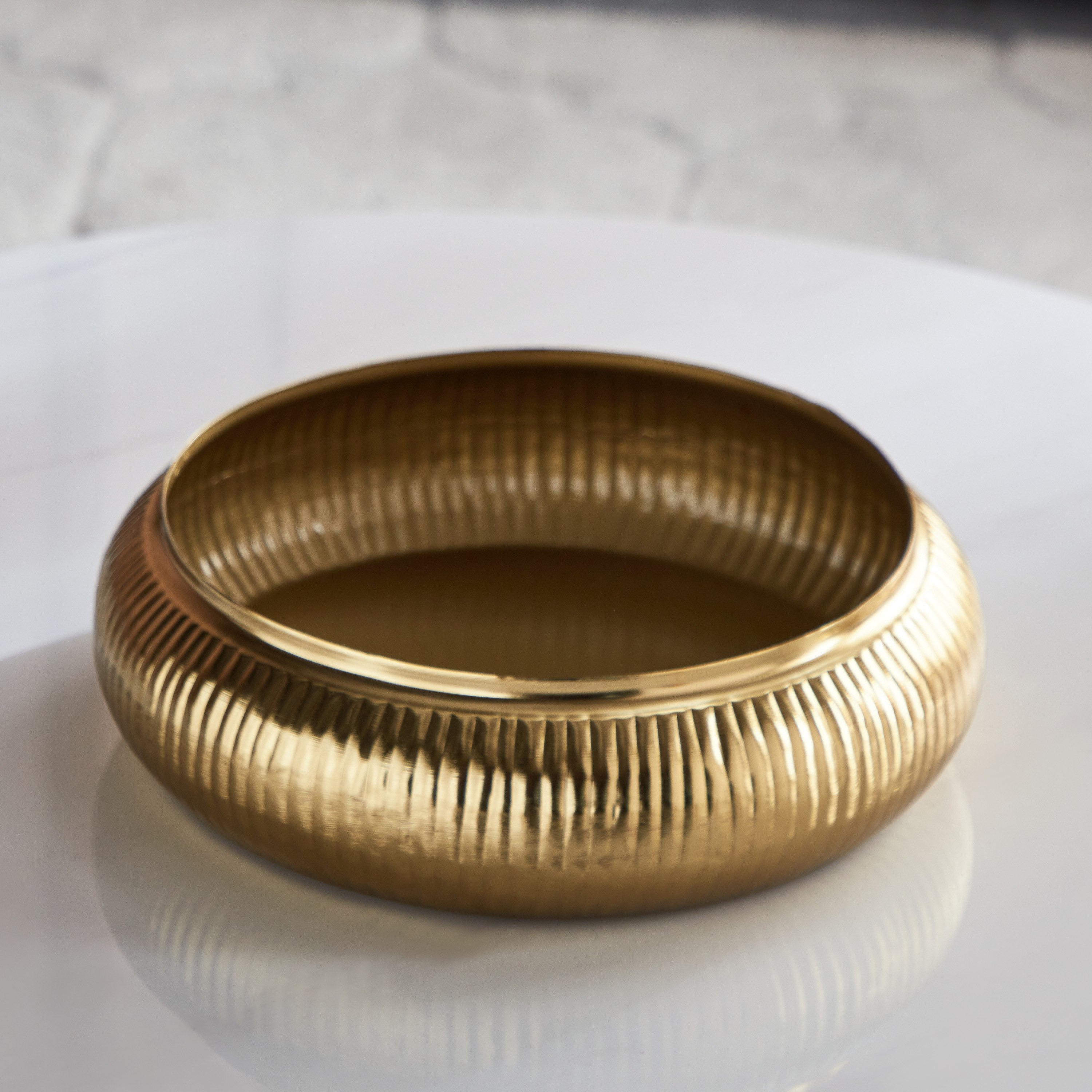 وعاء ديكور معدن مضلع من أريستو - 30x30x8.5 سم-hbxdecorandfurnishings-homeaccessories-bowls-image-2