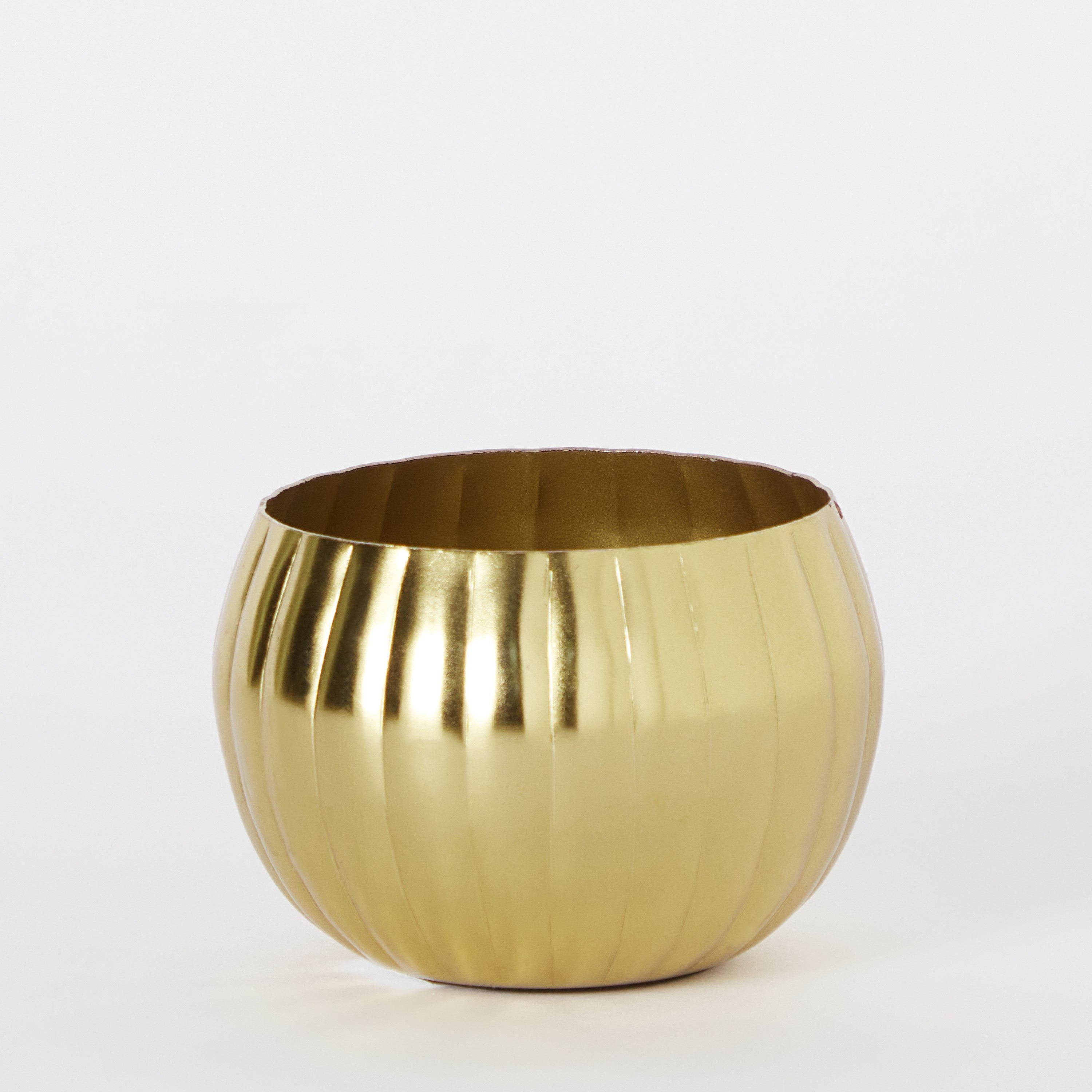 حامل فوتيف معدن مضلع من أريستو - 10x10x8 سم-hbxlivingroom-decorandaccessories-candleholders-image-6