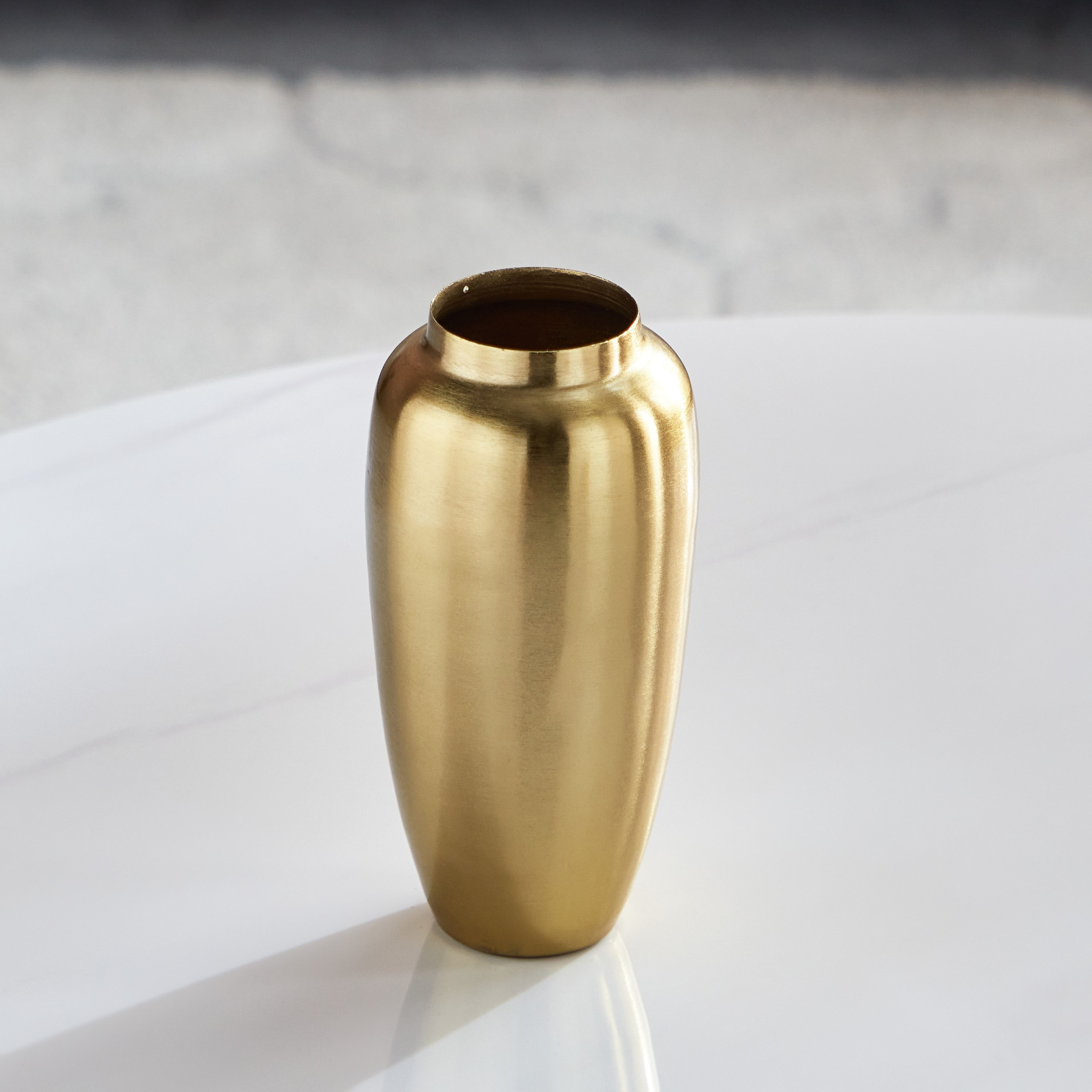 مزهرية زهور معدن من أريستو - 7.5x7.5x15.5 سم-hbxbedroom-decorandaccessories-vases-image-2