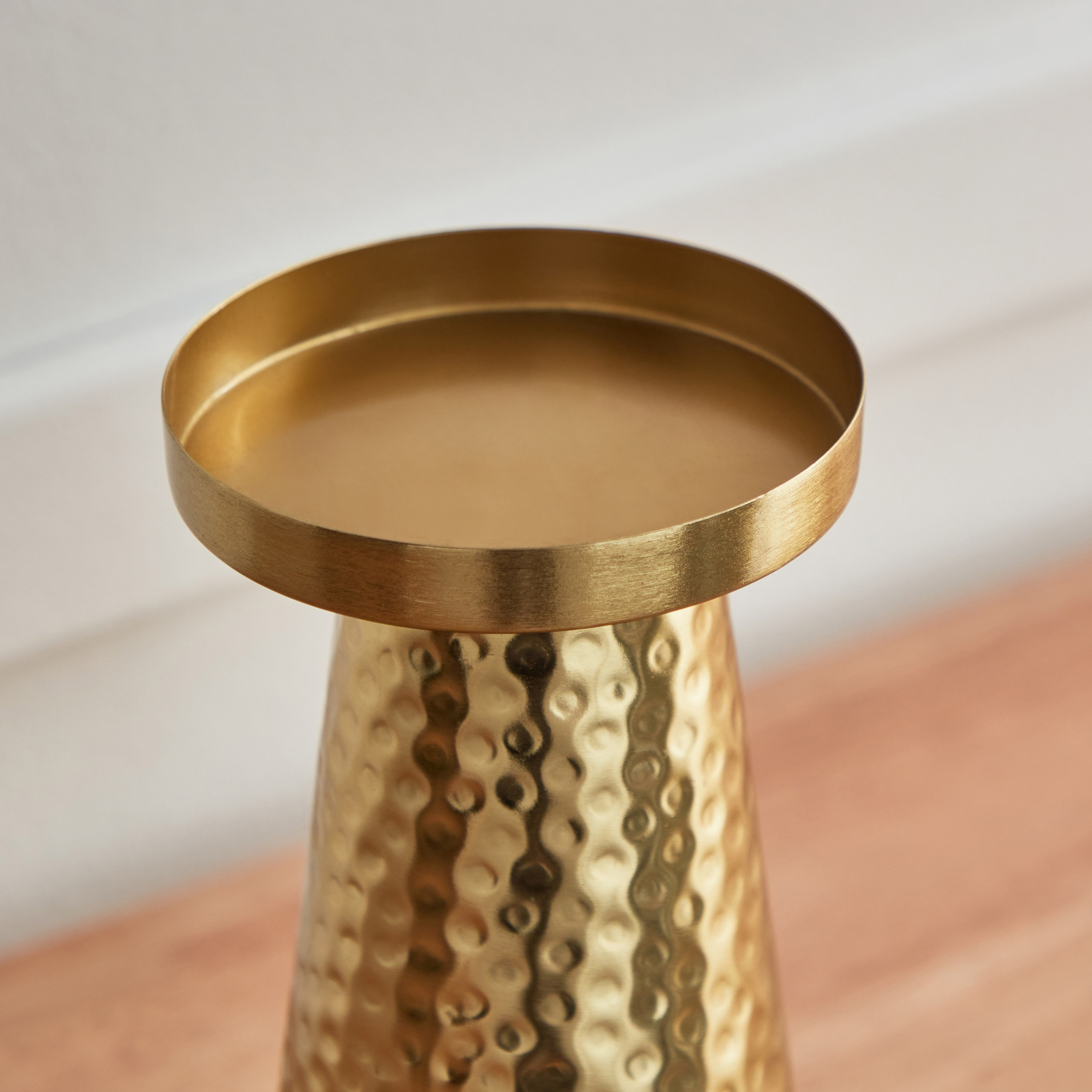 حامل شموع عمودي رفيع معدن من أريستو - 10.5x10.5x33 سم-hbxlivingroom-decorandaccessories-candleholders-image-3