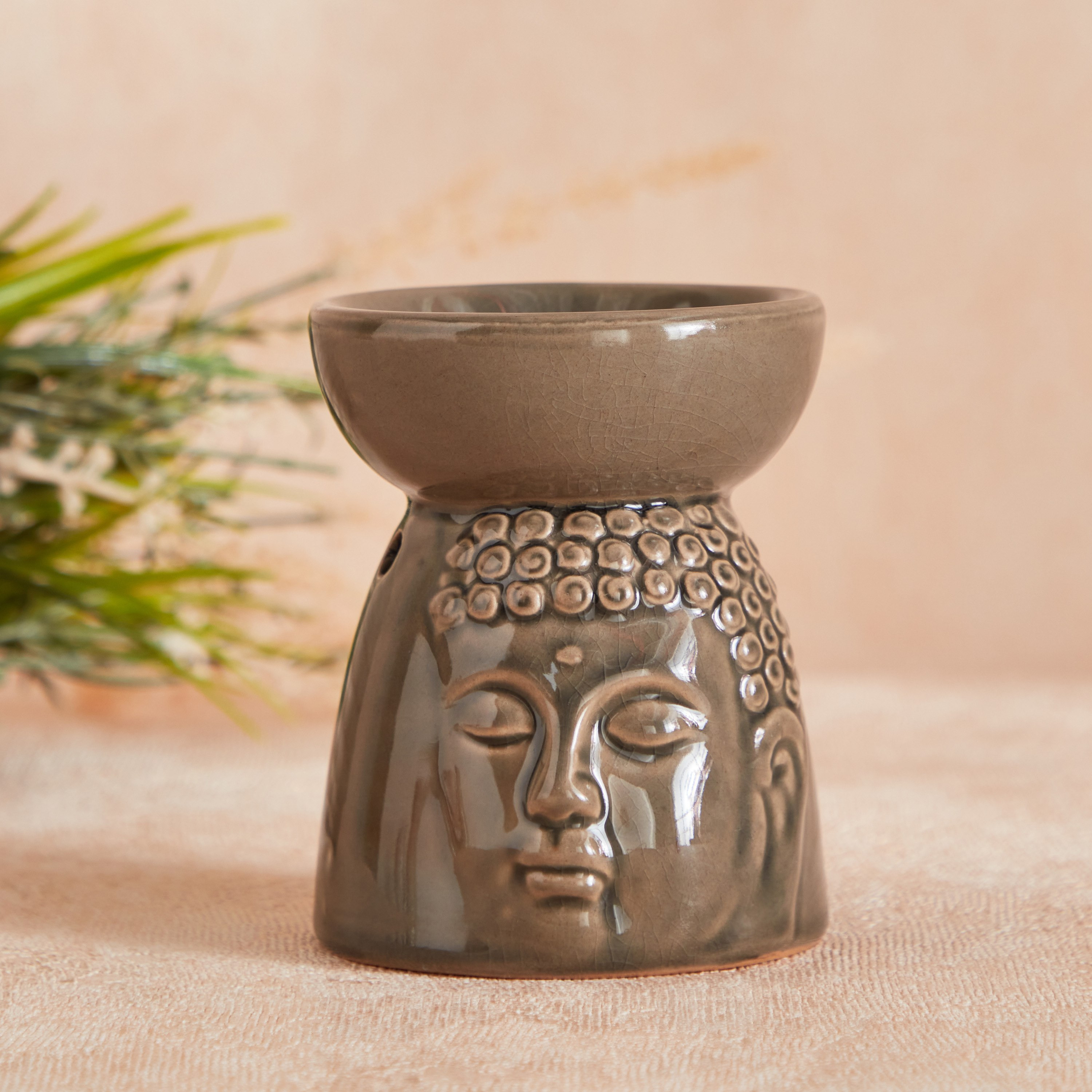 مبخرة زيت سيراميك بتصميم بوذا - 9x9x11.5 سم-hbxhomeware-hbxdecorandfurnishings-image-2