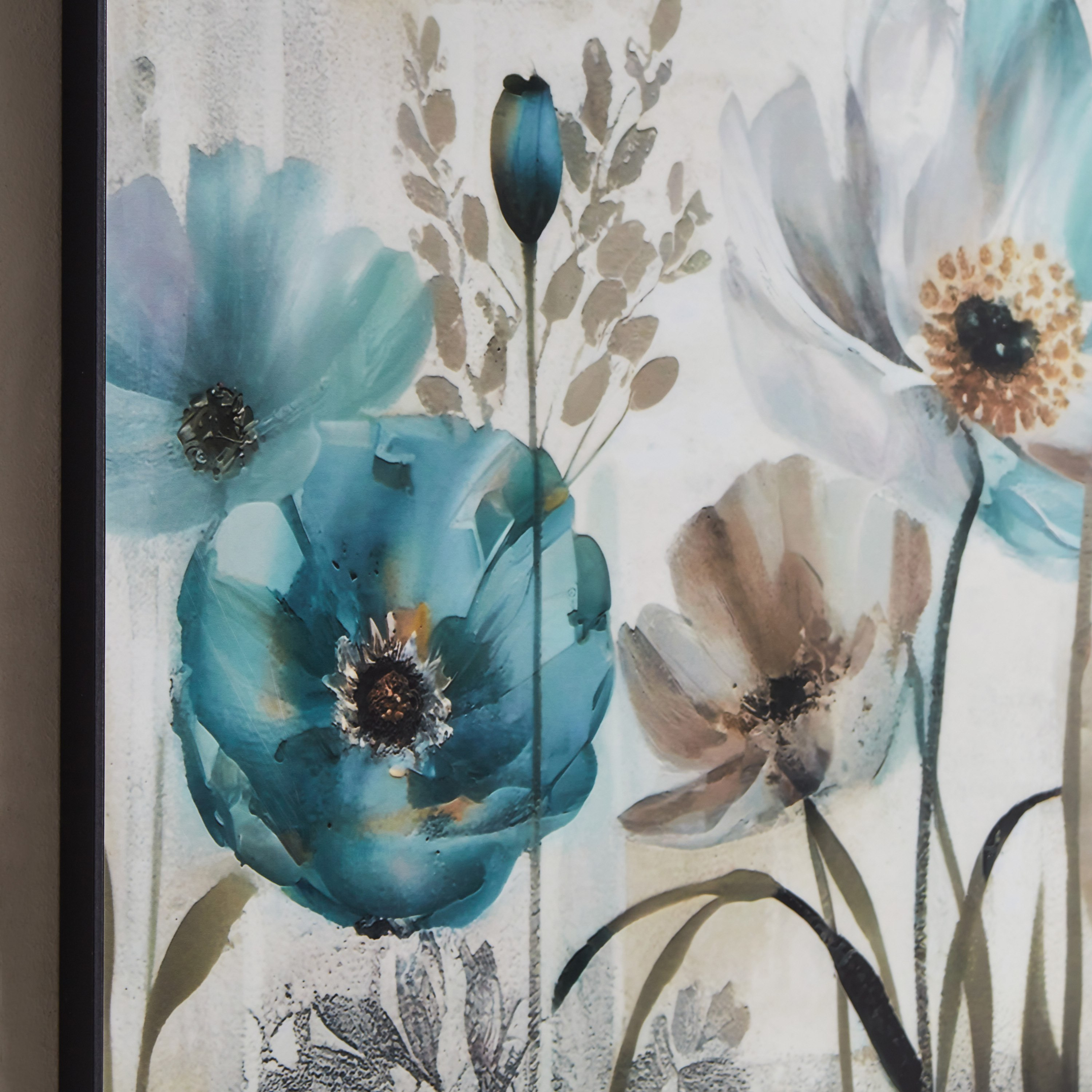 لوحة مؤطرة لزهور من هامبتون - 50x70x3 سم-hbxhomeware-hbxdecorandfurnishings-image-3