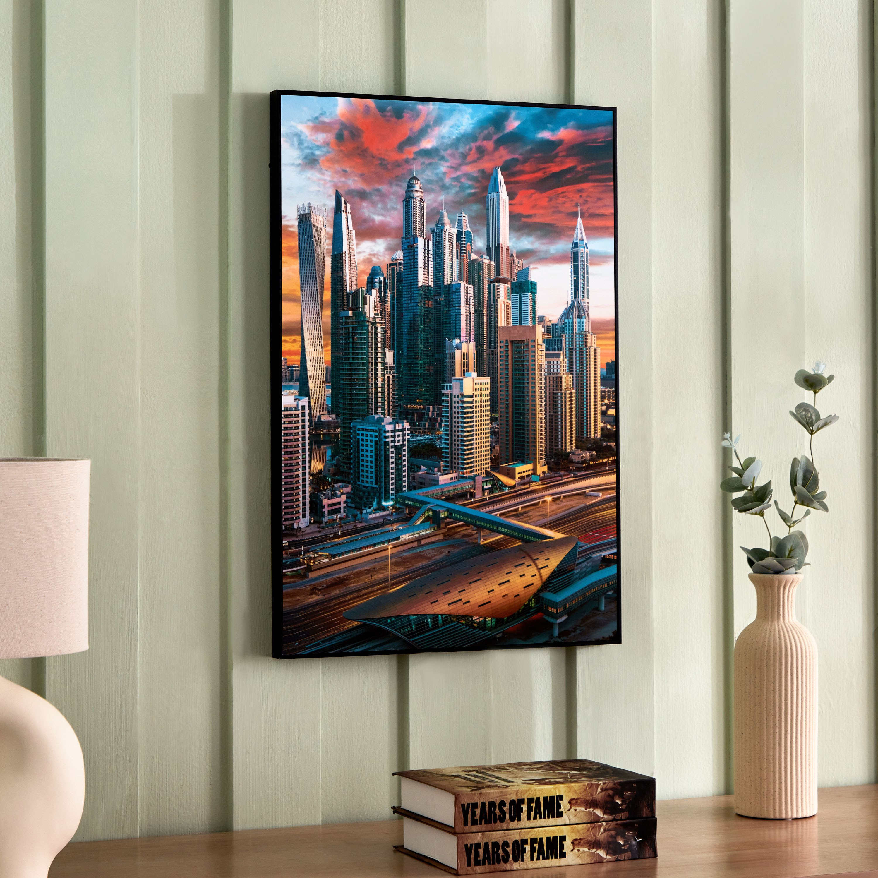 صورة مؤطرة لناطحة سحاب مارينا من هامبتون - 40x60x2.5 سم-hbxhomeware-hbxdecorandfurnishings-image-1